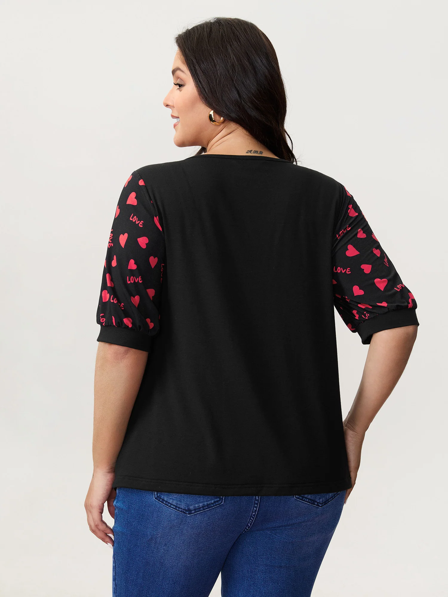 Heart Print Stretchy V-Neck T-Shirt - Image 4