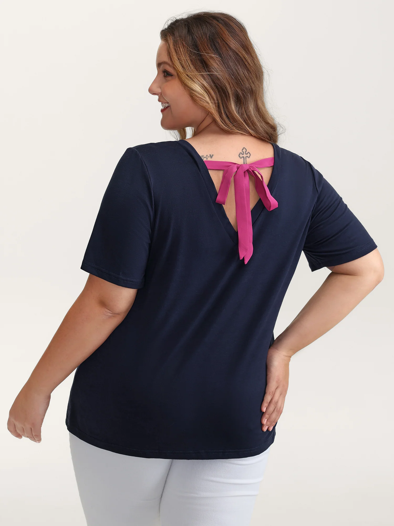 Heart Rhinestone Print Bowknot T-Shirt - Image 4