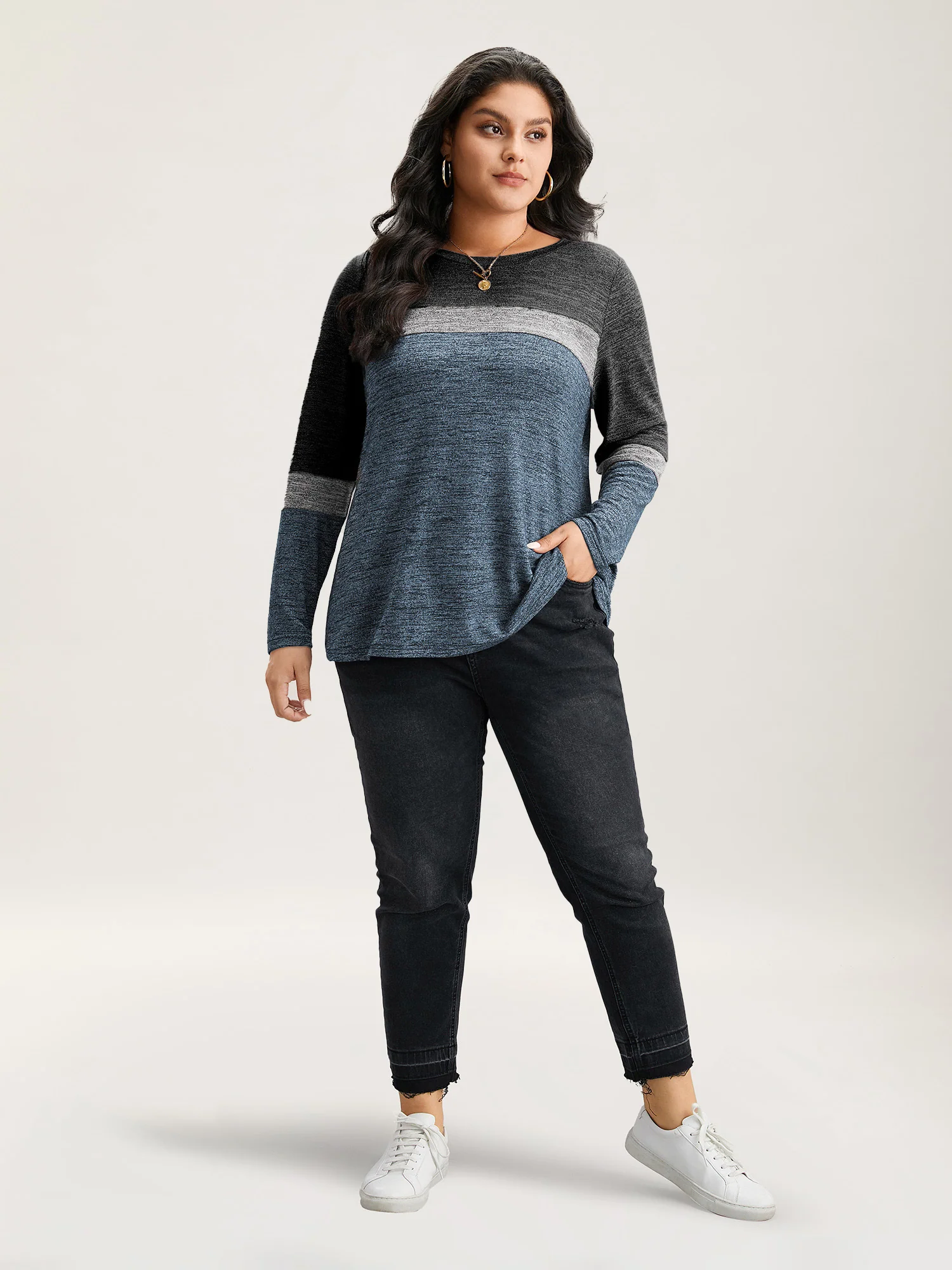Heather Colorblock Contrast Crew Neck T-shirt - Image 2