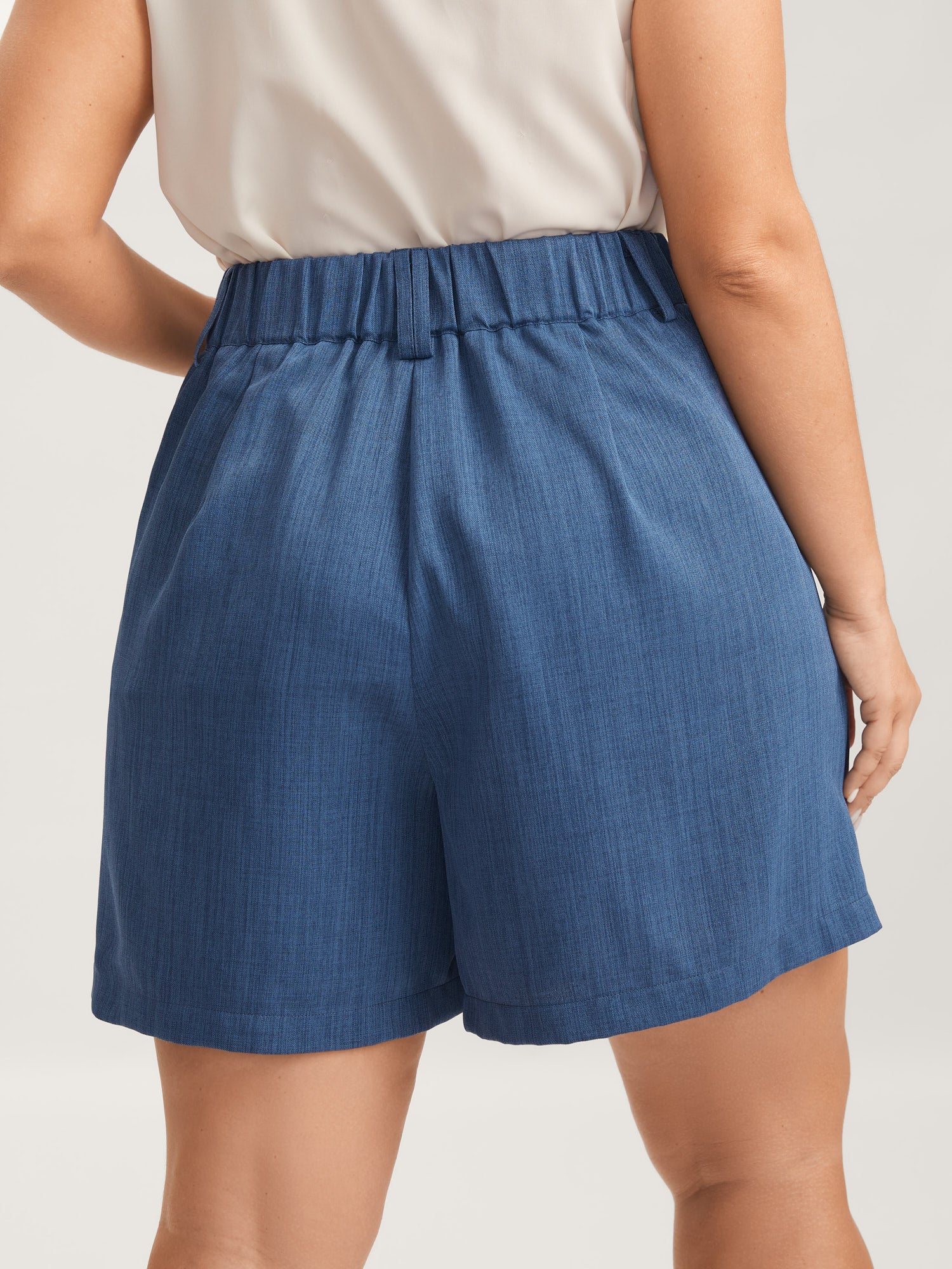 Heather Double Buckle Straight-Leg Shorts - Image 4