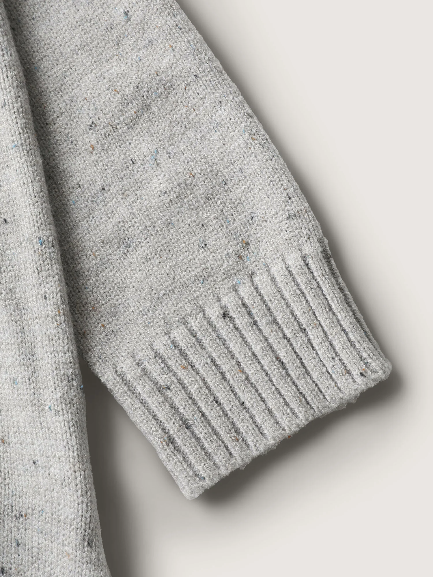 Heather Pocket Curvy Hem Pullover - Image 6