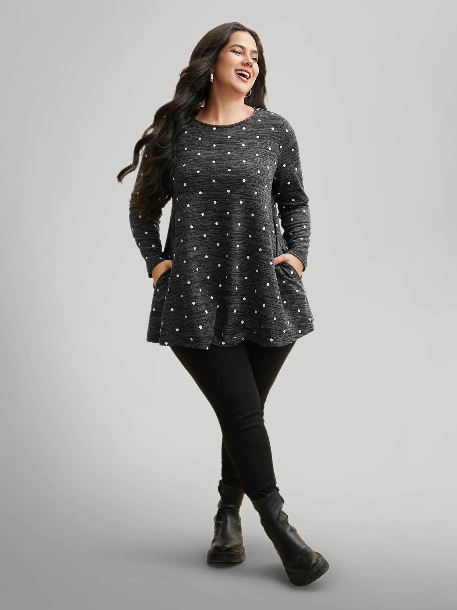 Heather Polka Dot Pocket T-shirt - Image 3