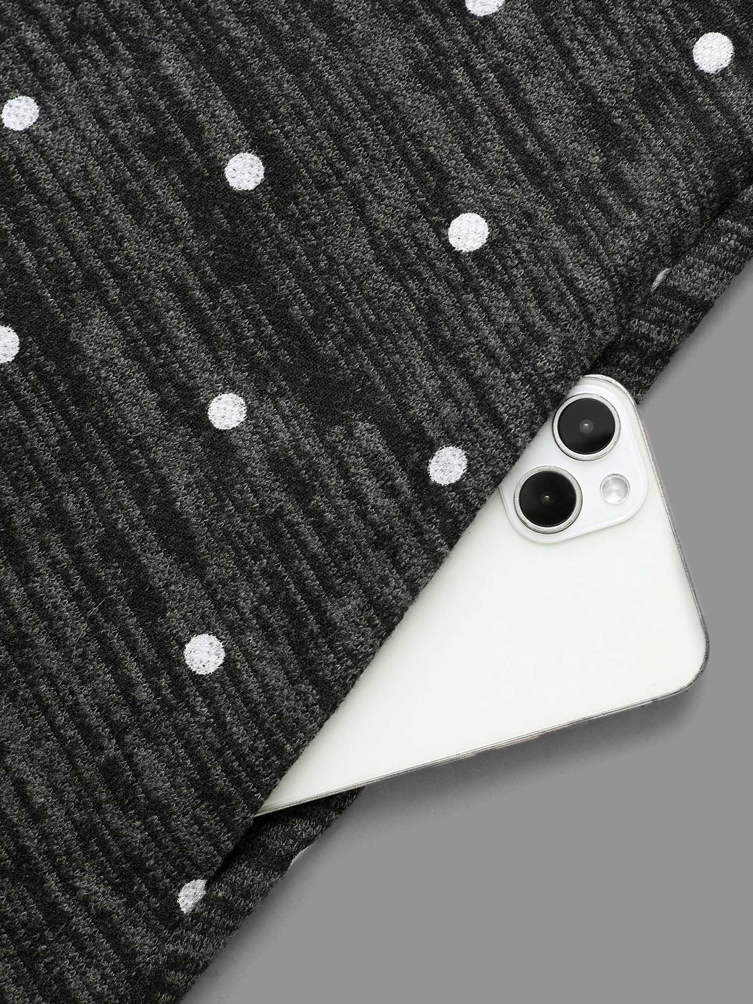 Heather Polka Dot Pocket T-shirt - Image 5