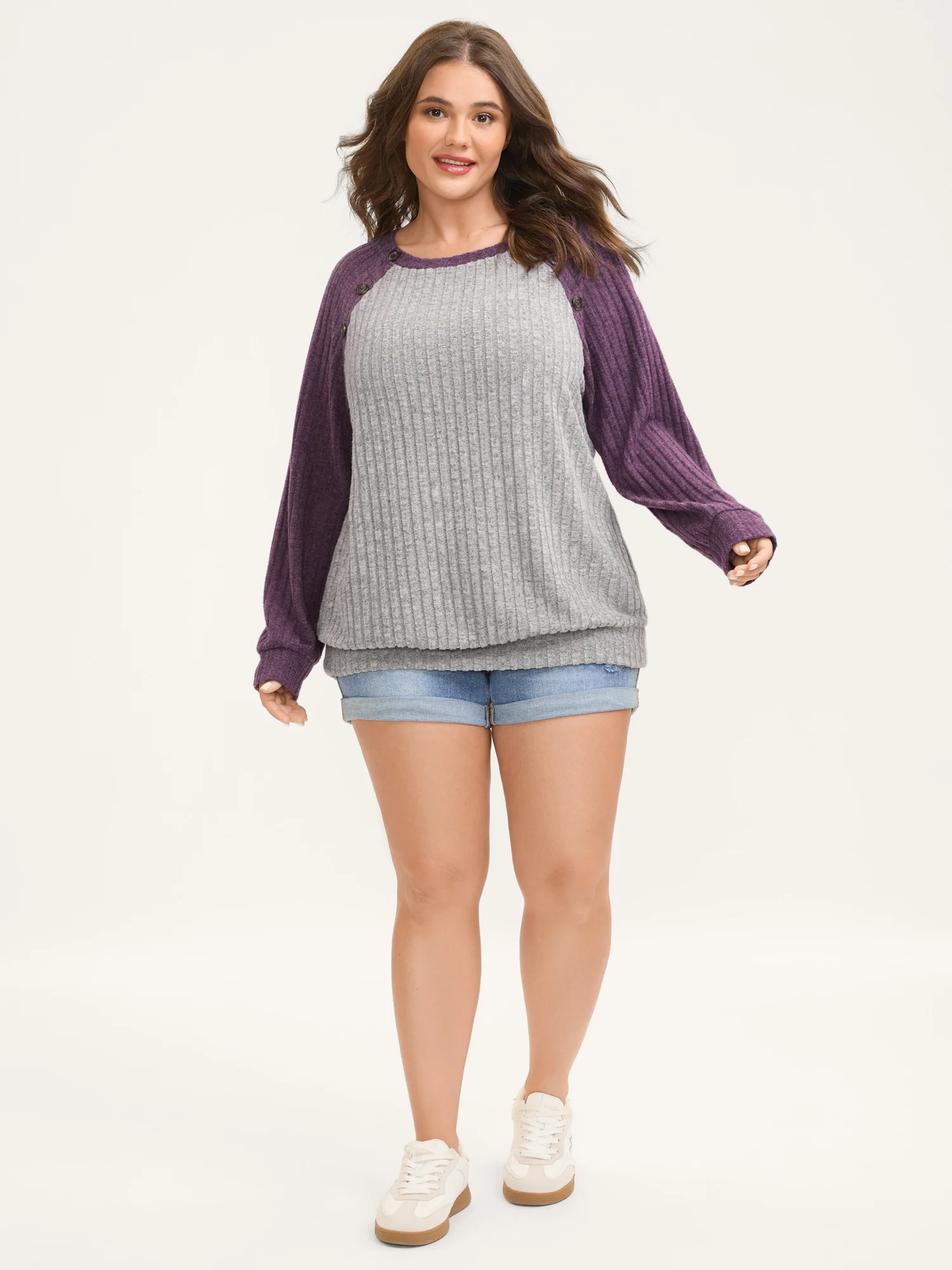 Heather Textured Color Contrast Sweatshirt - Image 3