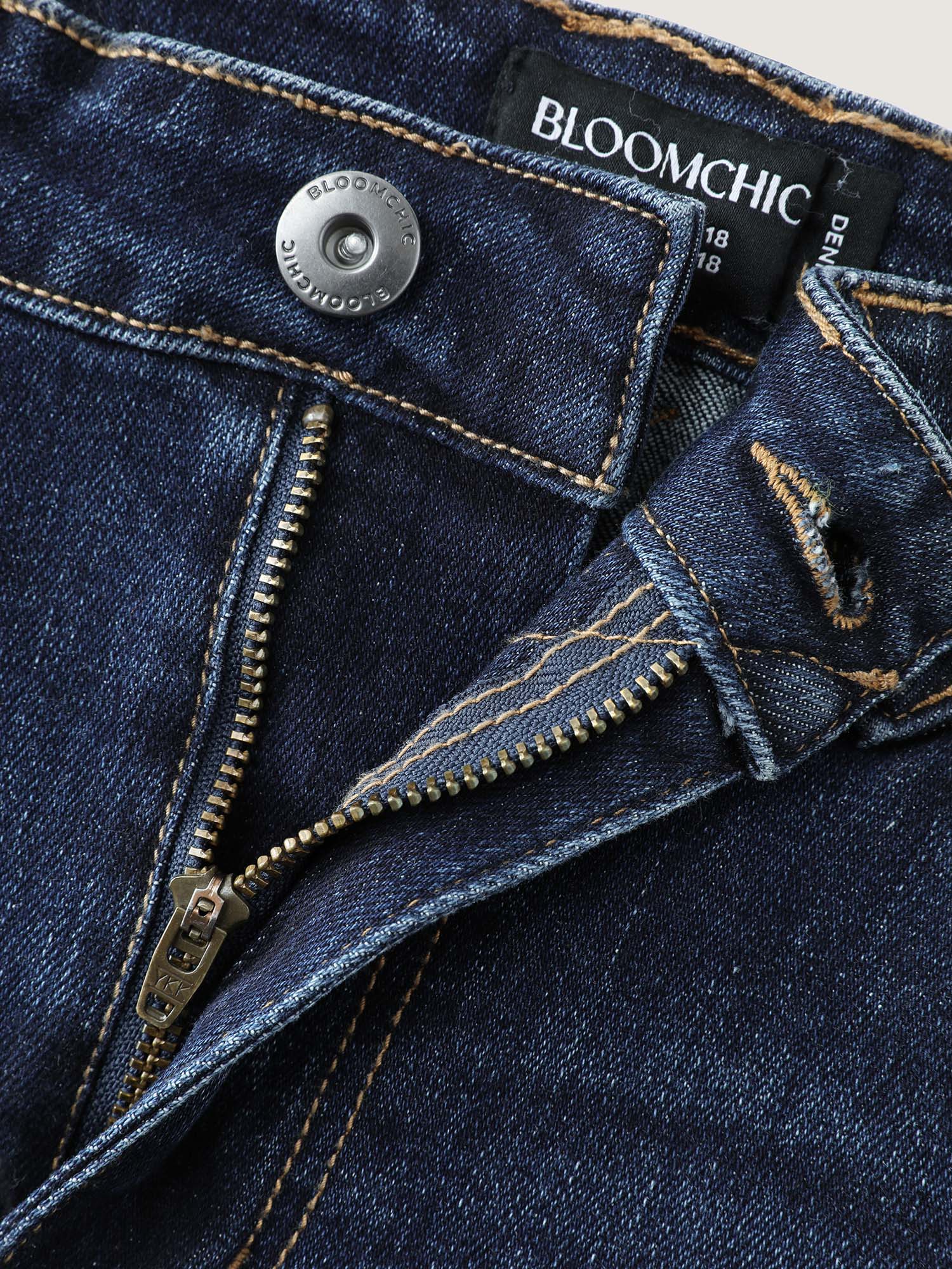 Supersoft Mid-Rise Everyday Bootcut Jeans - Image 7