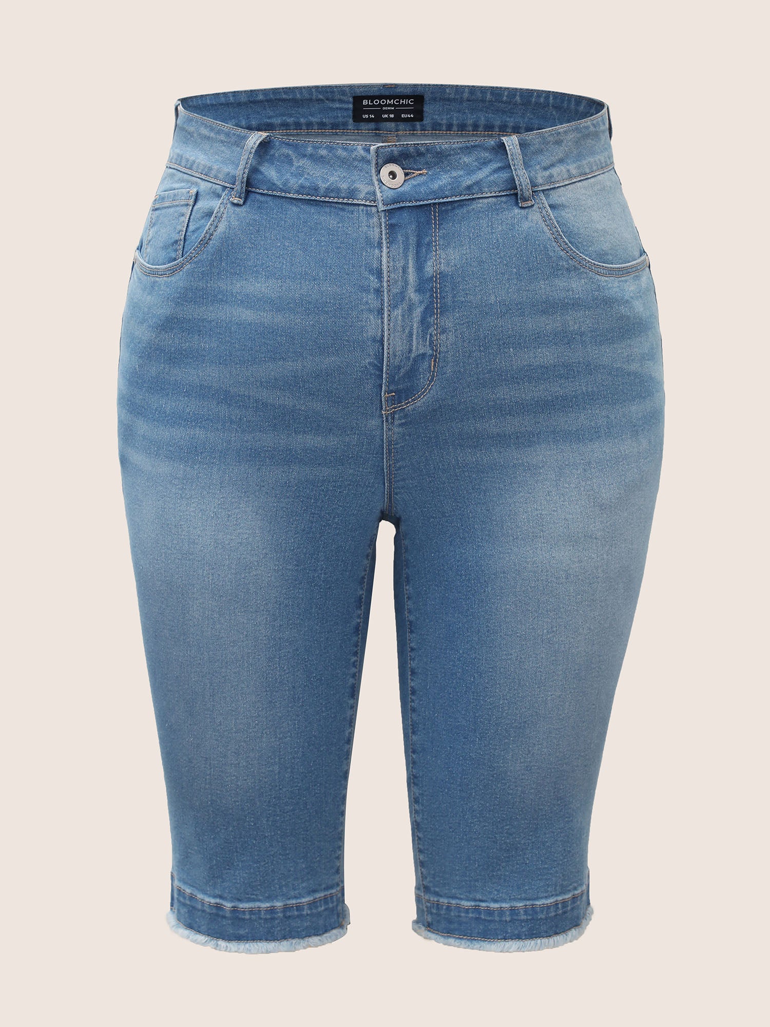 High Rise Frayed Hem Light Wash Jeans - Image 8