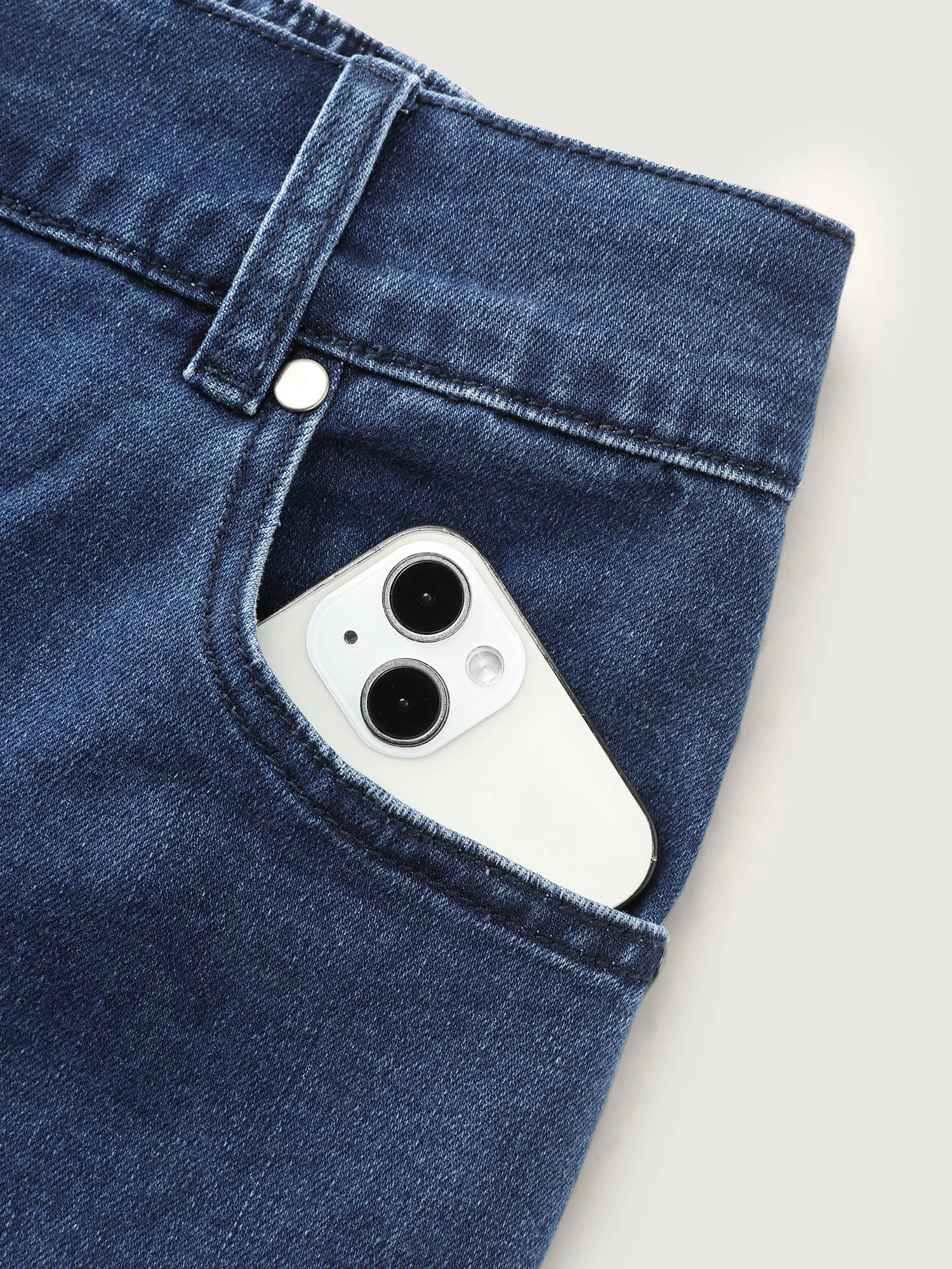 High-Rise Stretchy Embroidered Hem Jeans - Image 7