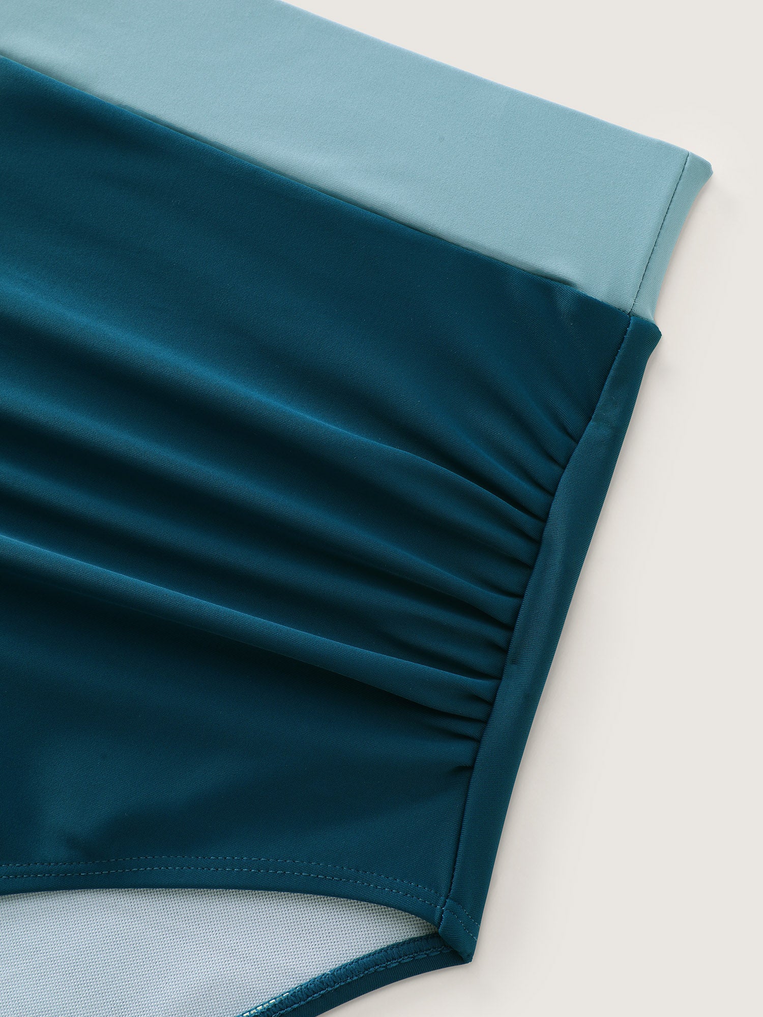 High-Waisted Color Contrast Swim Bottoms - Image 5