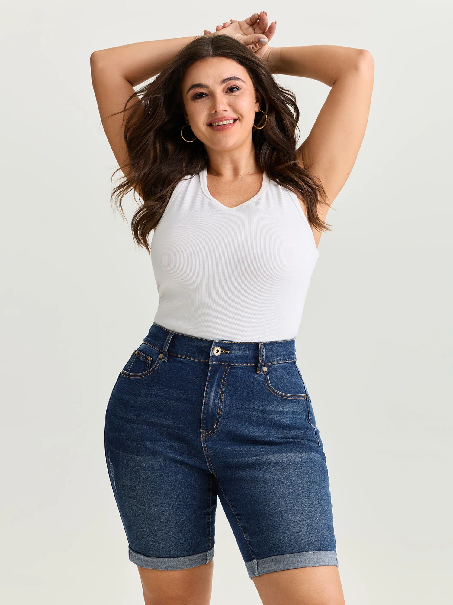 Hip Lifting No Gap Waist Skinny-Fit Denim Shorts - Image 3