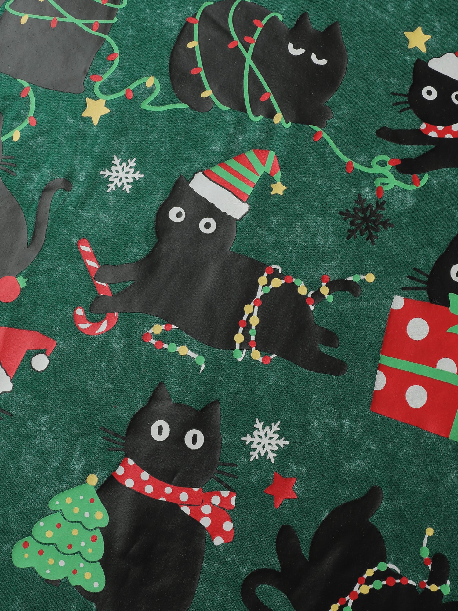 Holiday Cat Snowflake Effect T-Shirt - Image 5