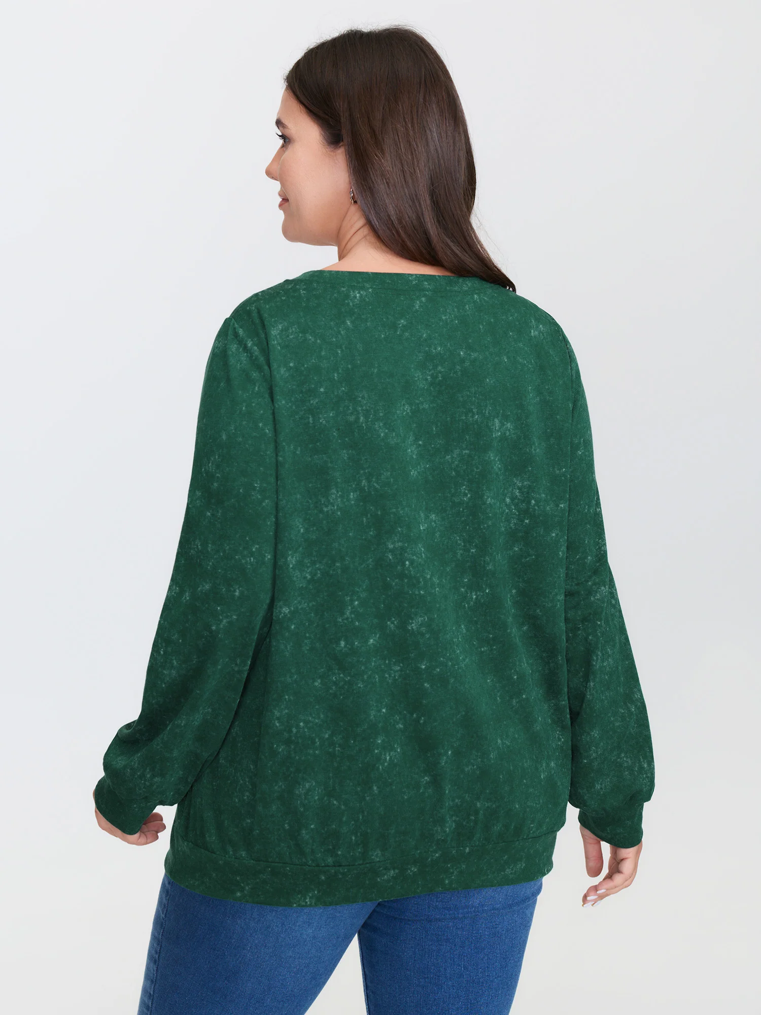 Holiday Cozy Print Sweatshirt - Image 15