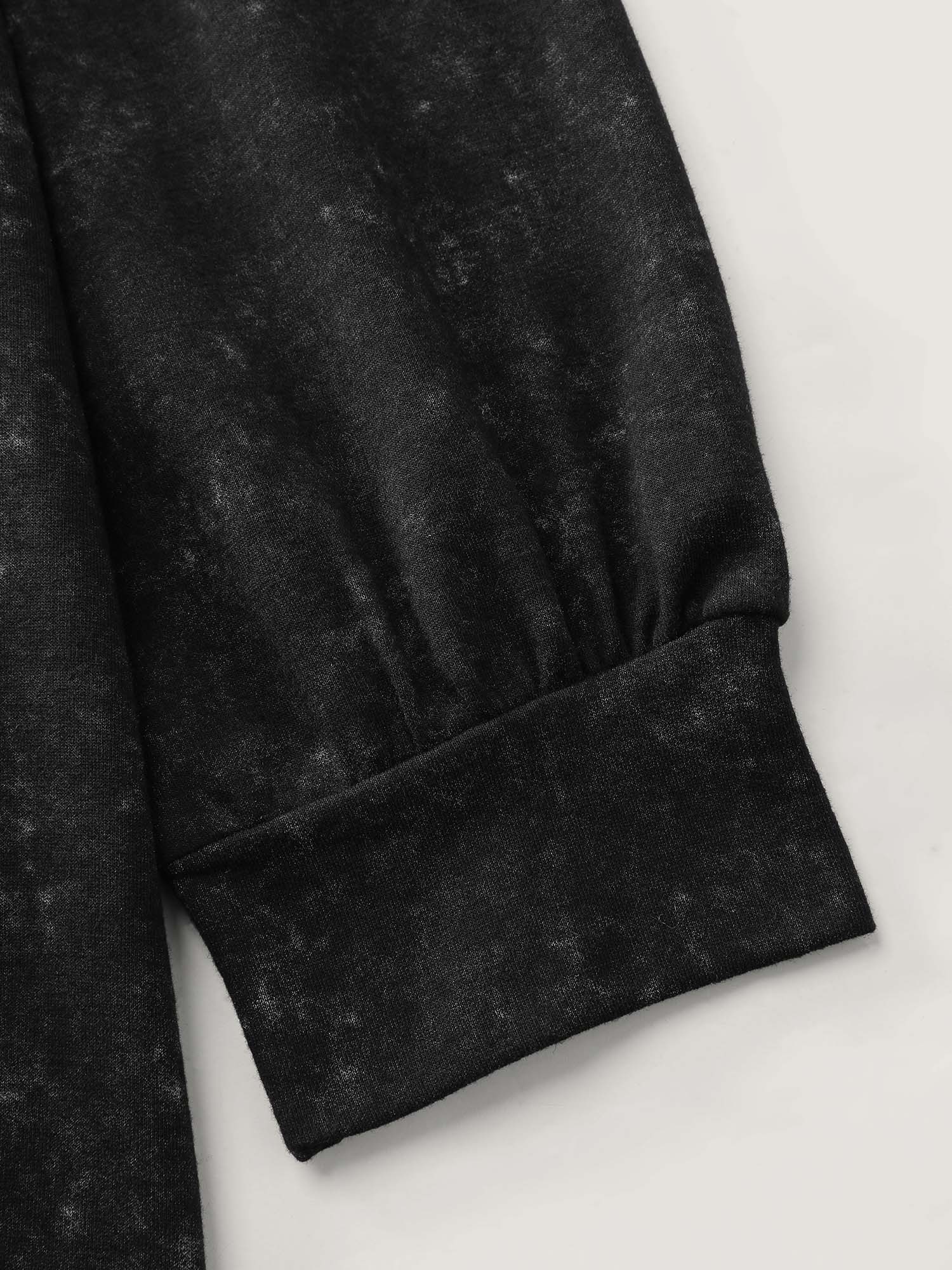 Holiday Cozy Print Sweatshirt - Image 6