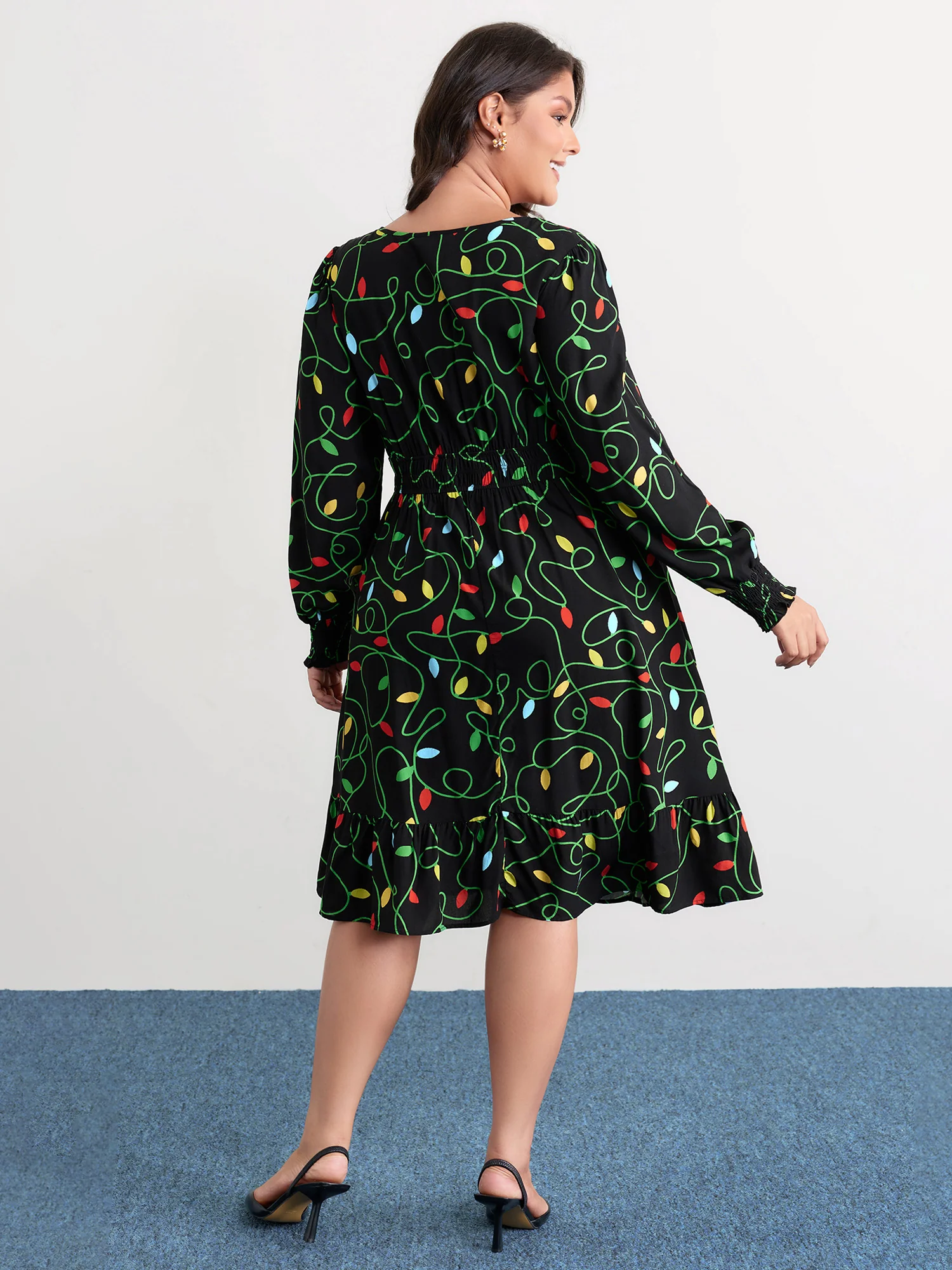 Holiday Lights Triple Elastic Waistband Midi Dress - Image 5