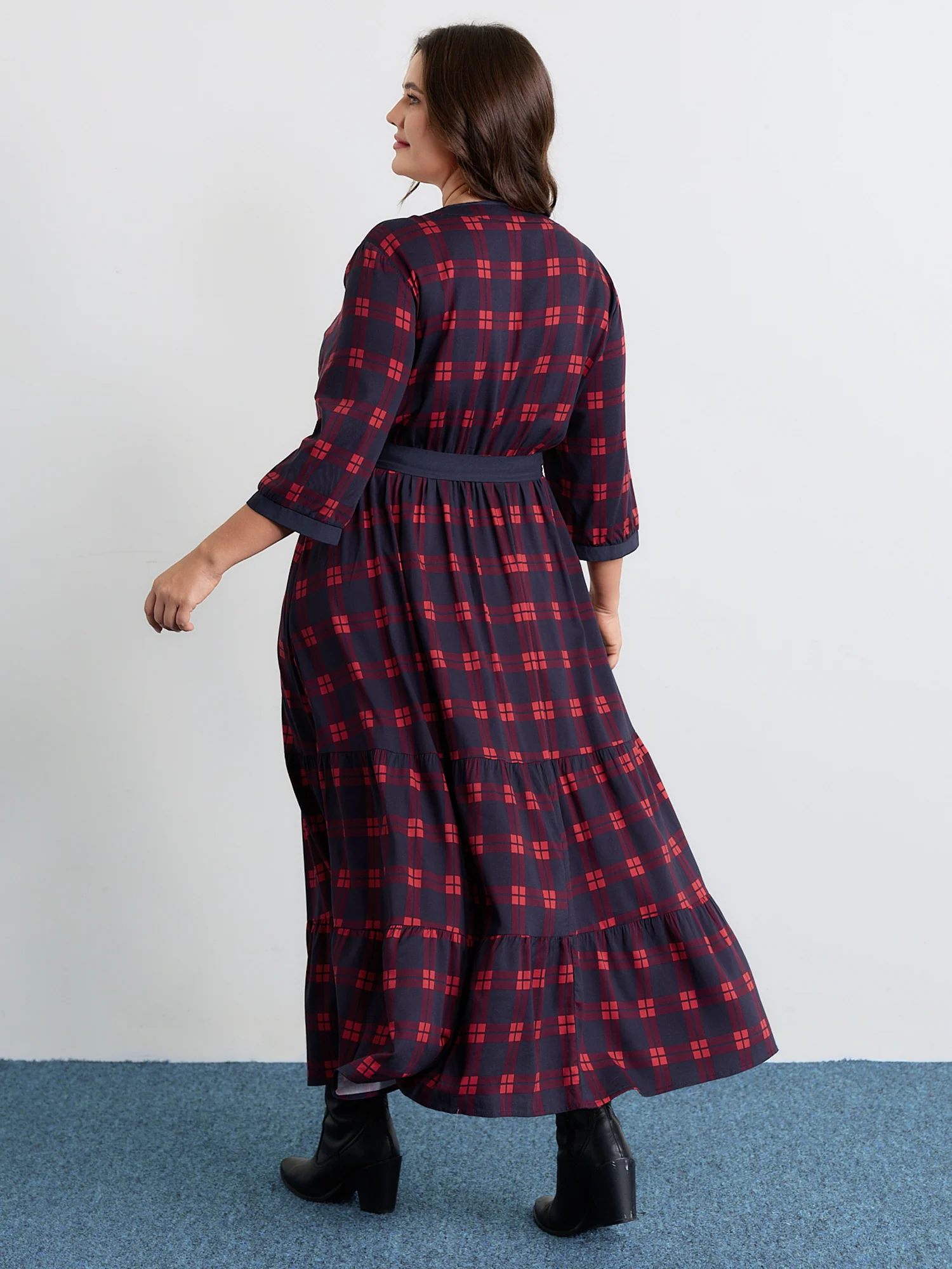 Holiday Plaid Waist-Tie Maxi Dress - Image 4