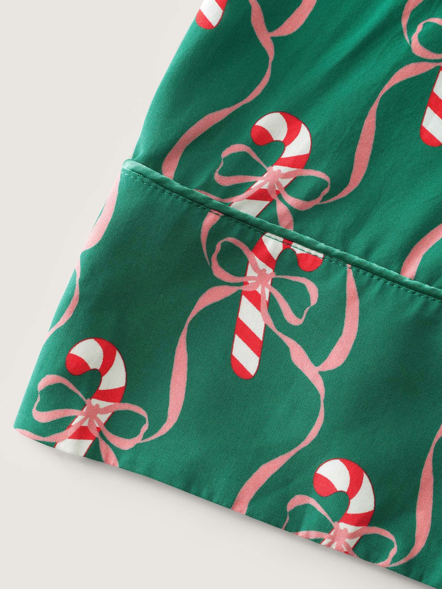 Holiday Cheer Print Pockets Two-Piece Lounge Set - Image 13