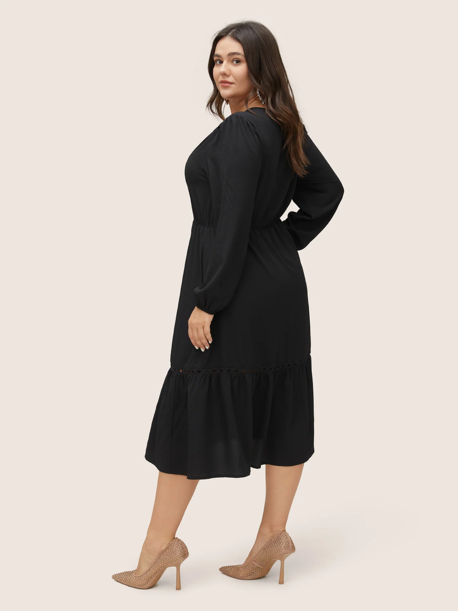 Hollow Out Lantern Sleeve Flutter Layered Hem Dress - Image 4