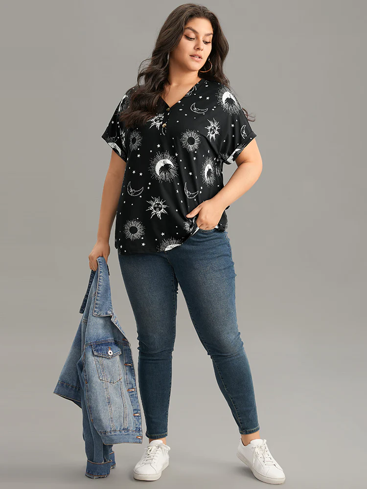 Horoscope Print V Neck Cuffed Dolman Sleeve T-shirt - Image 3
