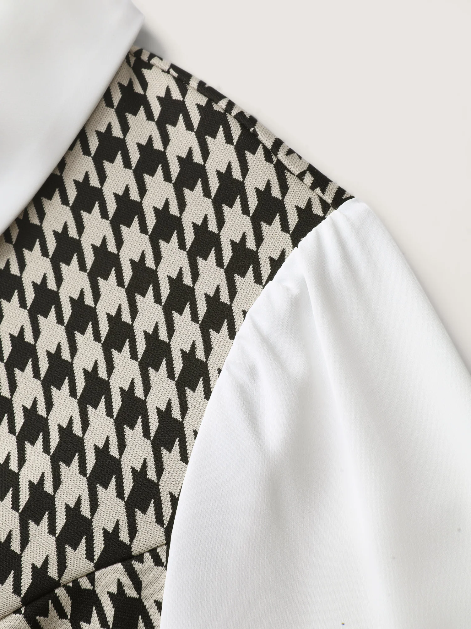 Houndstooth Layered Ruffled Knee Dress - Image 5