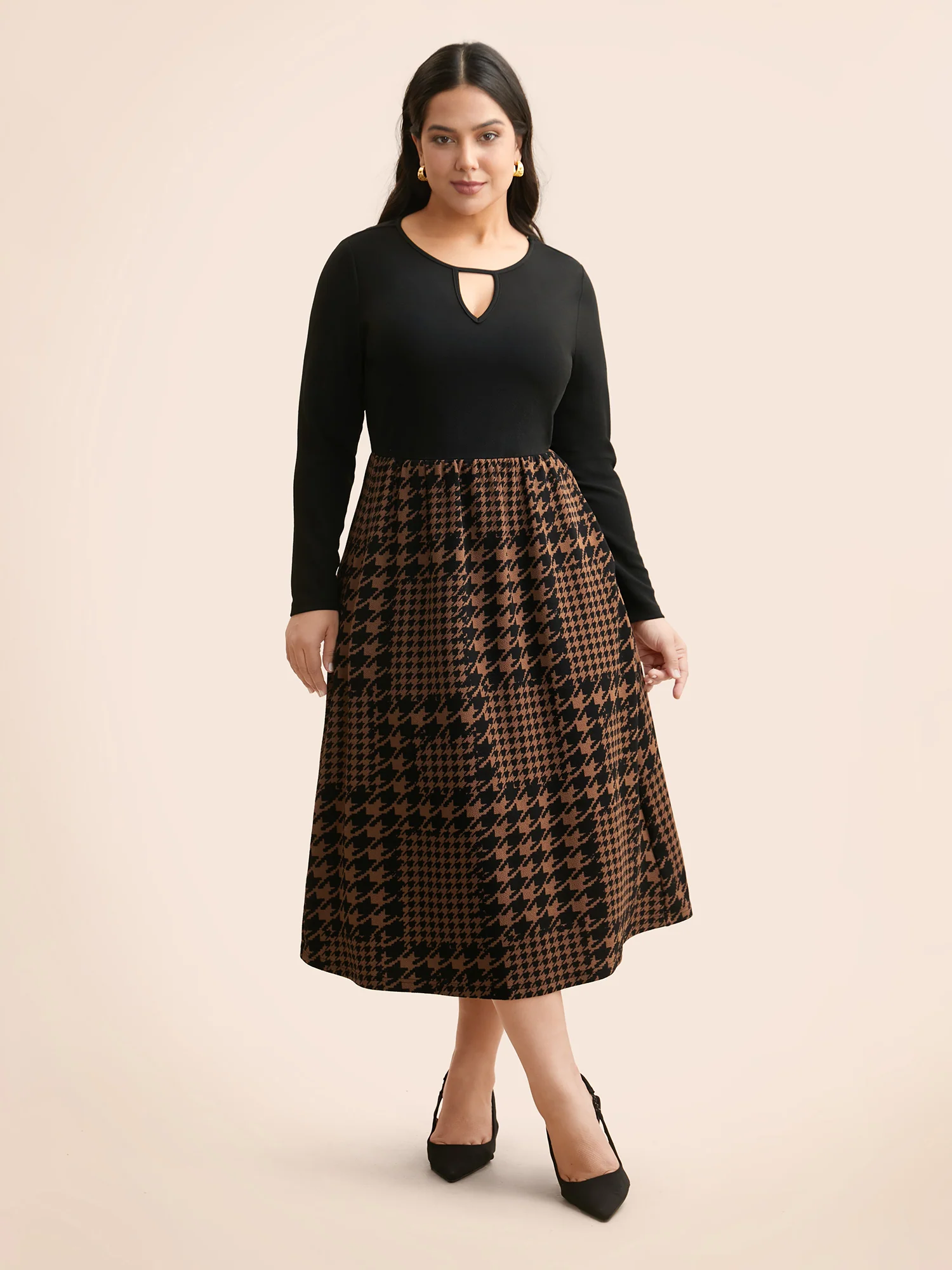 Houndstooth Patchwork Cut Out Midi Dress - Image 3