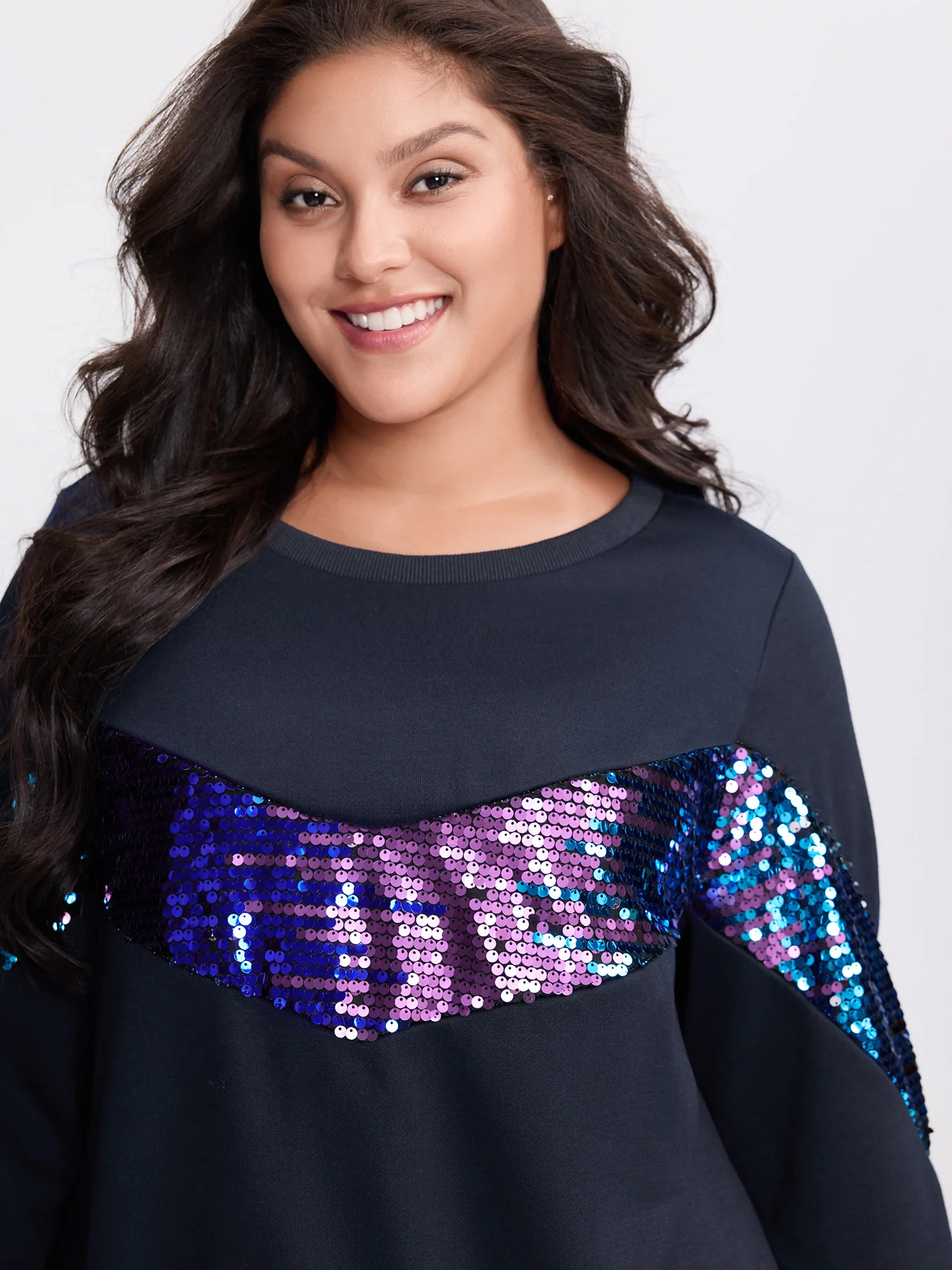 Iridescent Sequin Spliced Round Neck Sweatshirt - Image 2