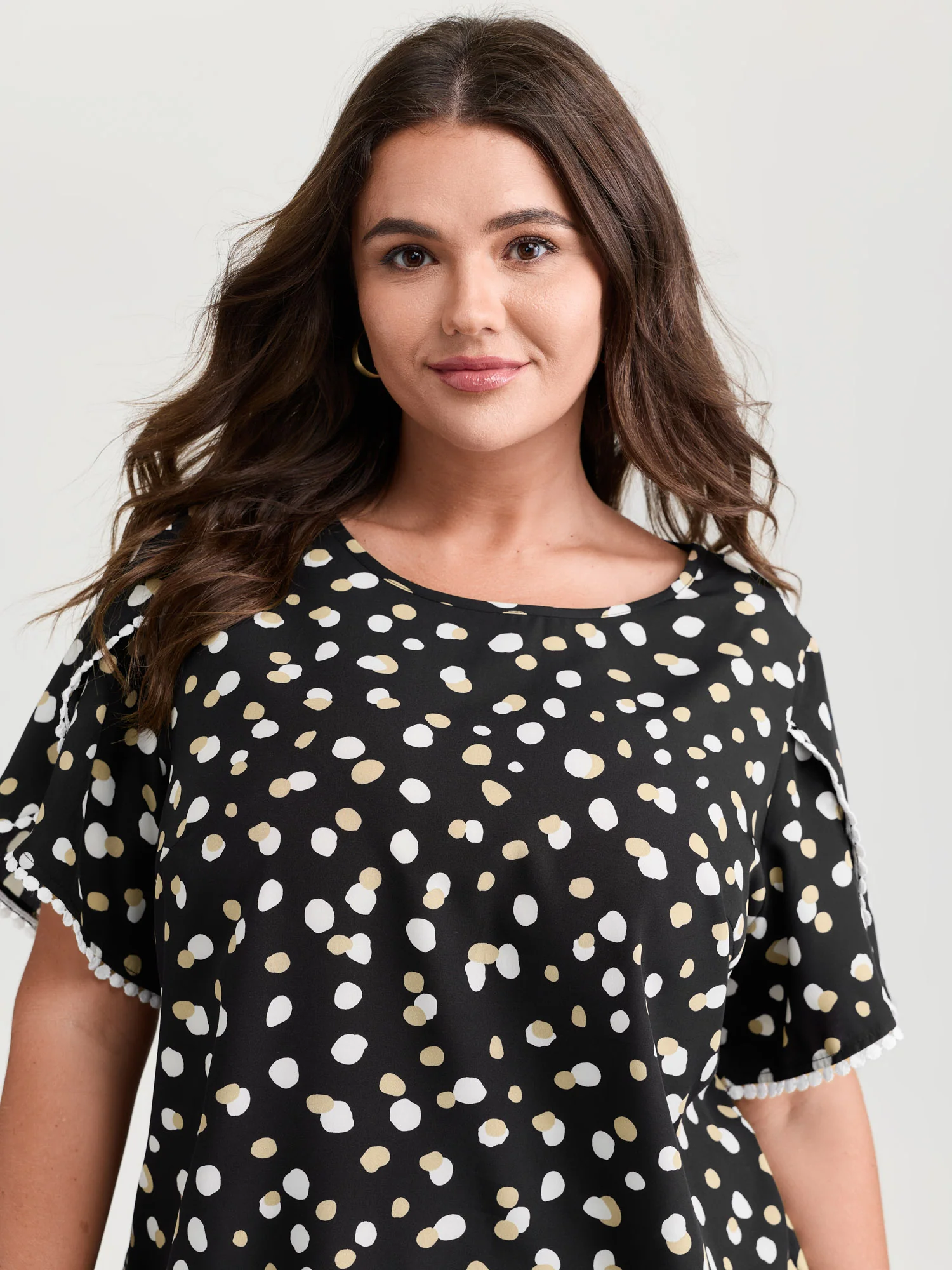 Irregular Polka Dots Print Lace Trim Blouse - Image 3