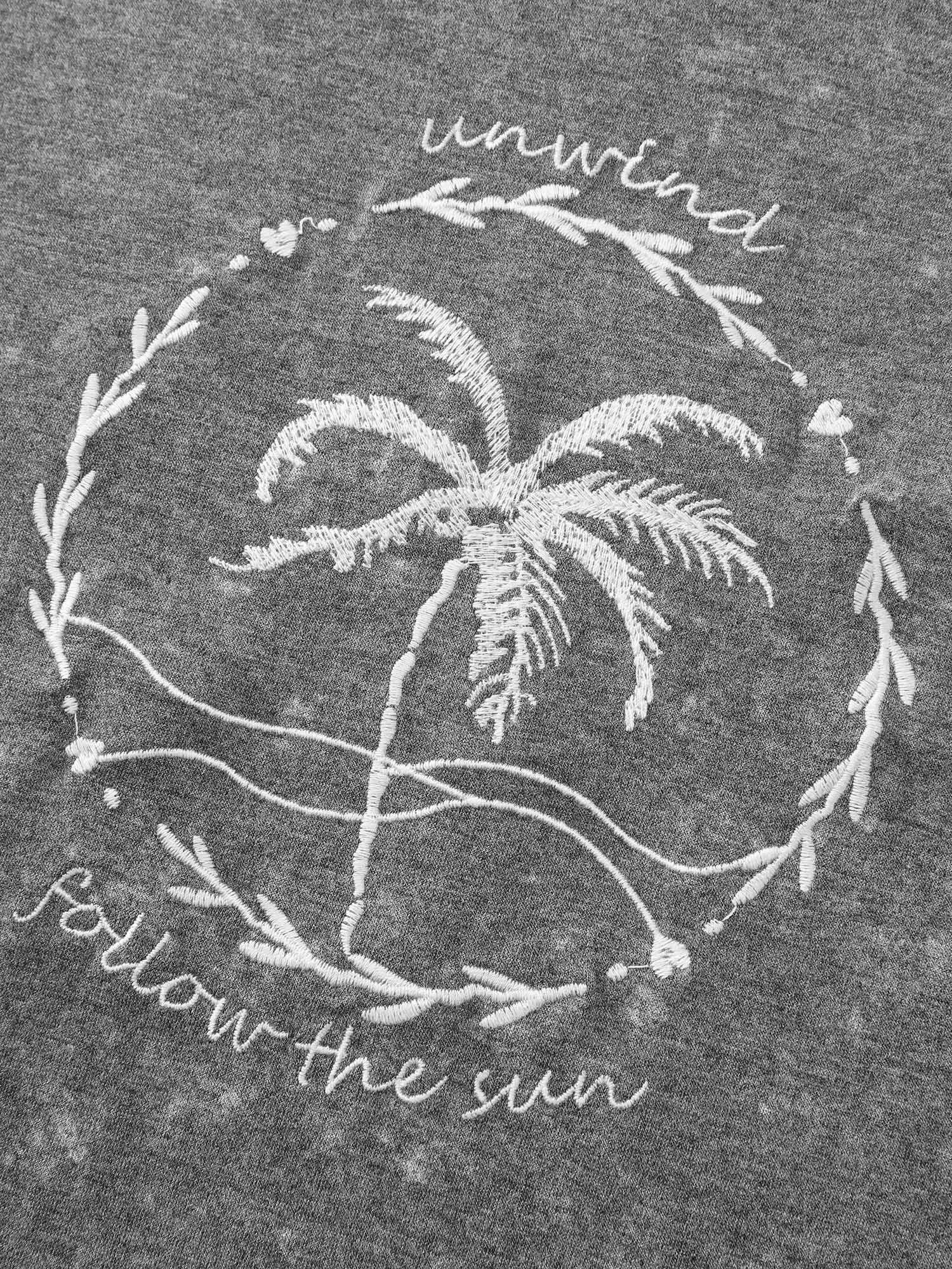Island Print Embroidered Round Neck T-Shirt - Image 5
