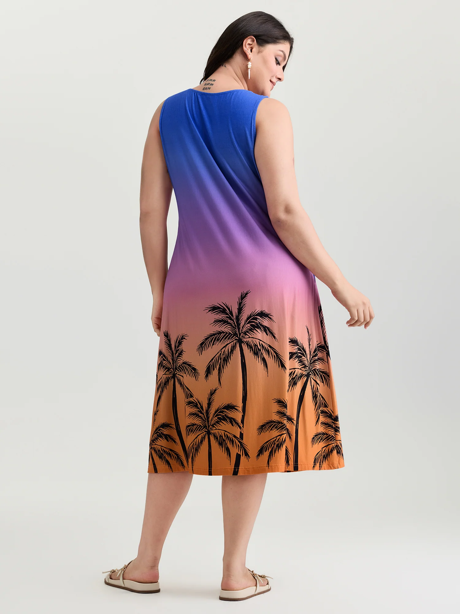 Island Print Ombre Sleeveless Midi Dress - Image 4
