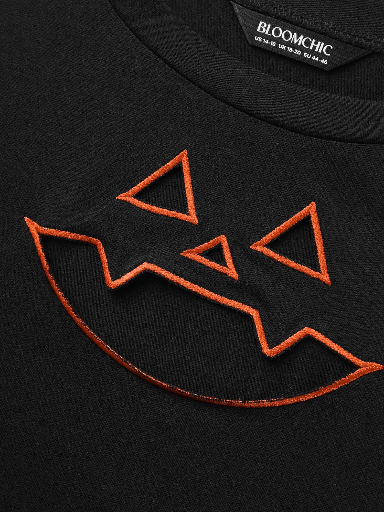 Jack-O-Lantern Neck Hollow Embroidered T-shirt - Image 5