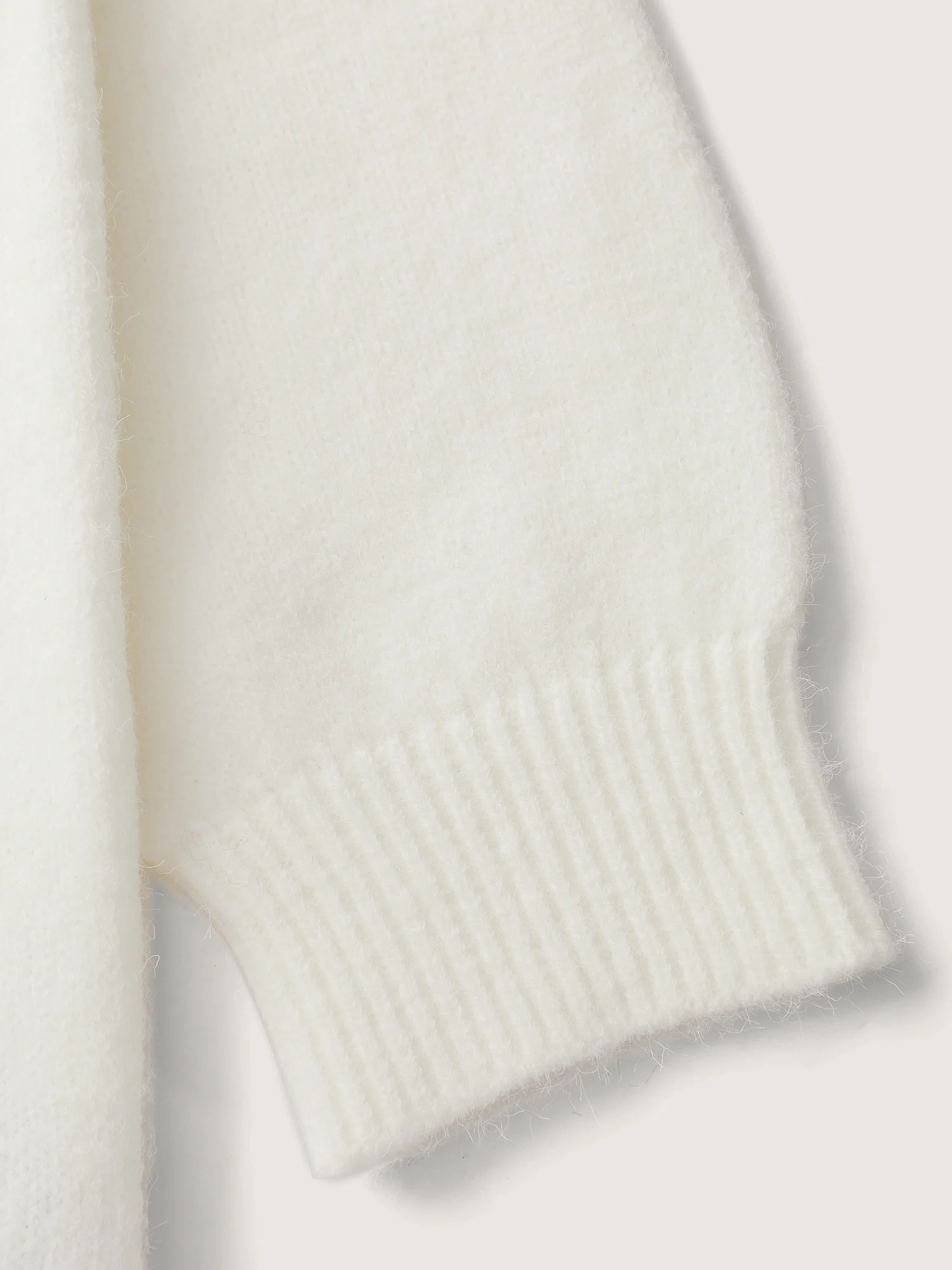 Supersoft Jacquard Bow Hand-Threaded Pullover - Image 6