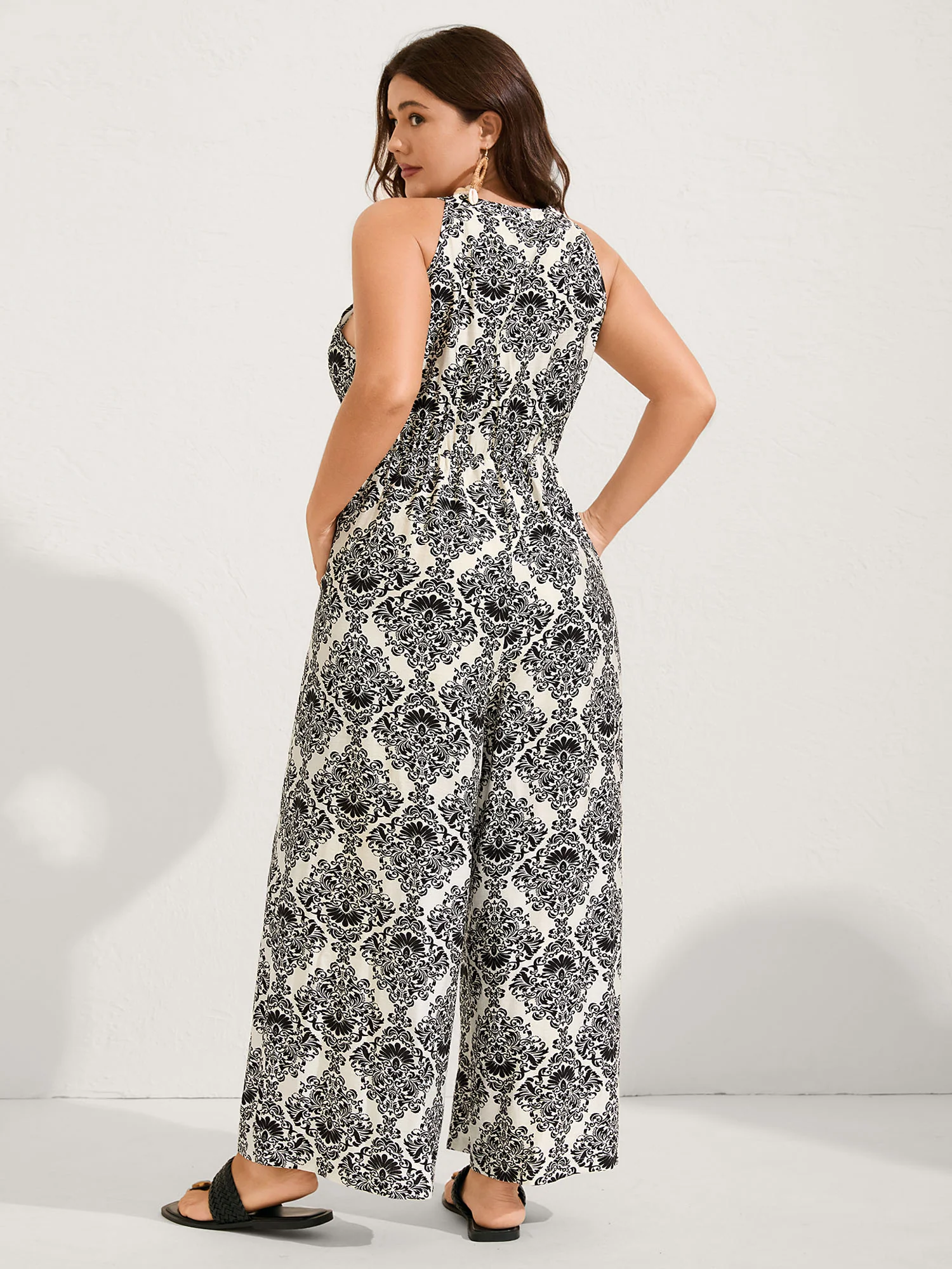 Keyhole Neck Damask Wide-Leg Jumpsuit - Image 4
