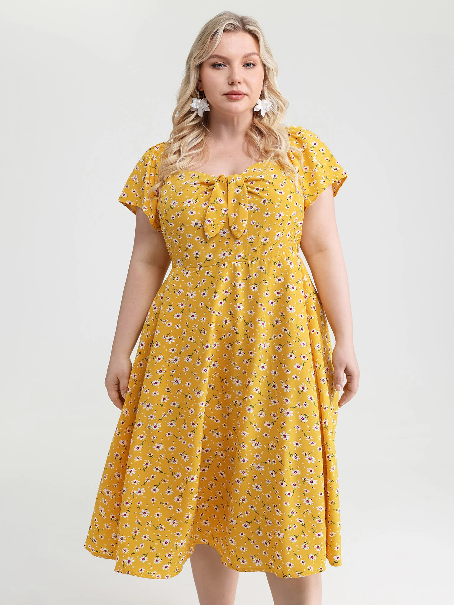Knotted Front Daisy Floral Print Midi Dress - Image 3