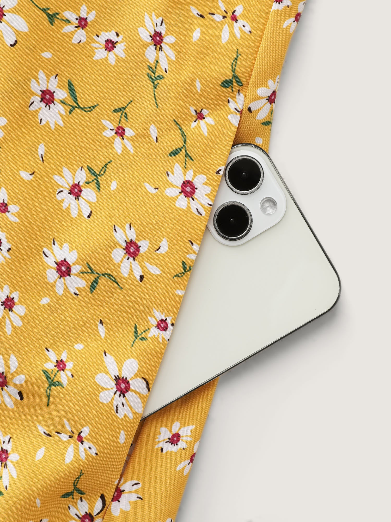Knotted Front Daisy Floral Print Midi Dress - Image 6