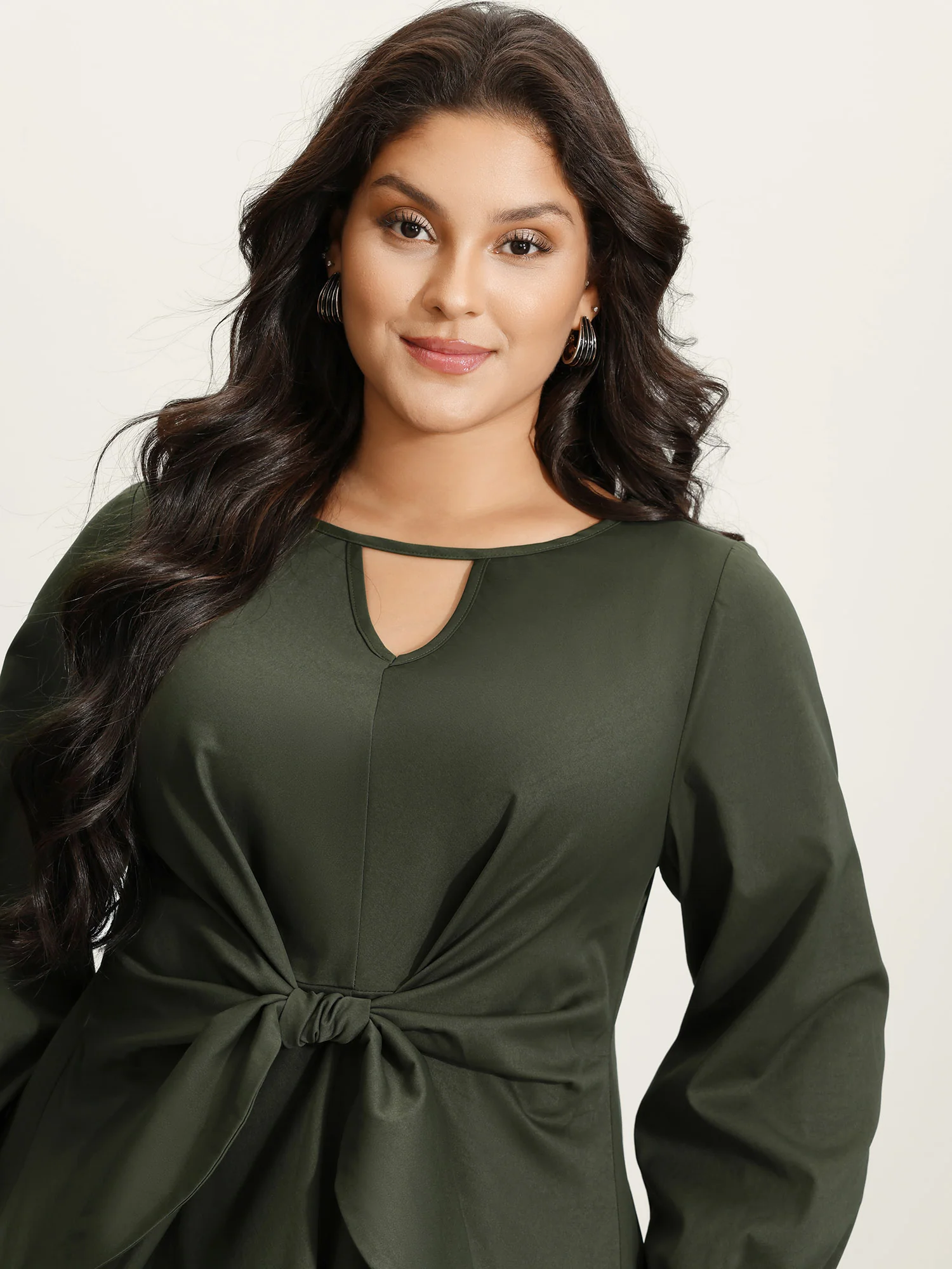 Knotted-Front Stretch Cuff Sleeve Blouse - Image 2