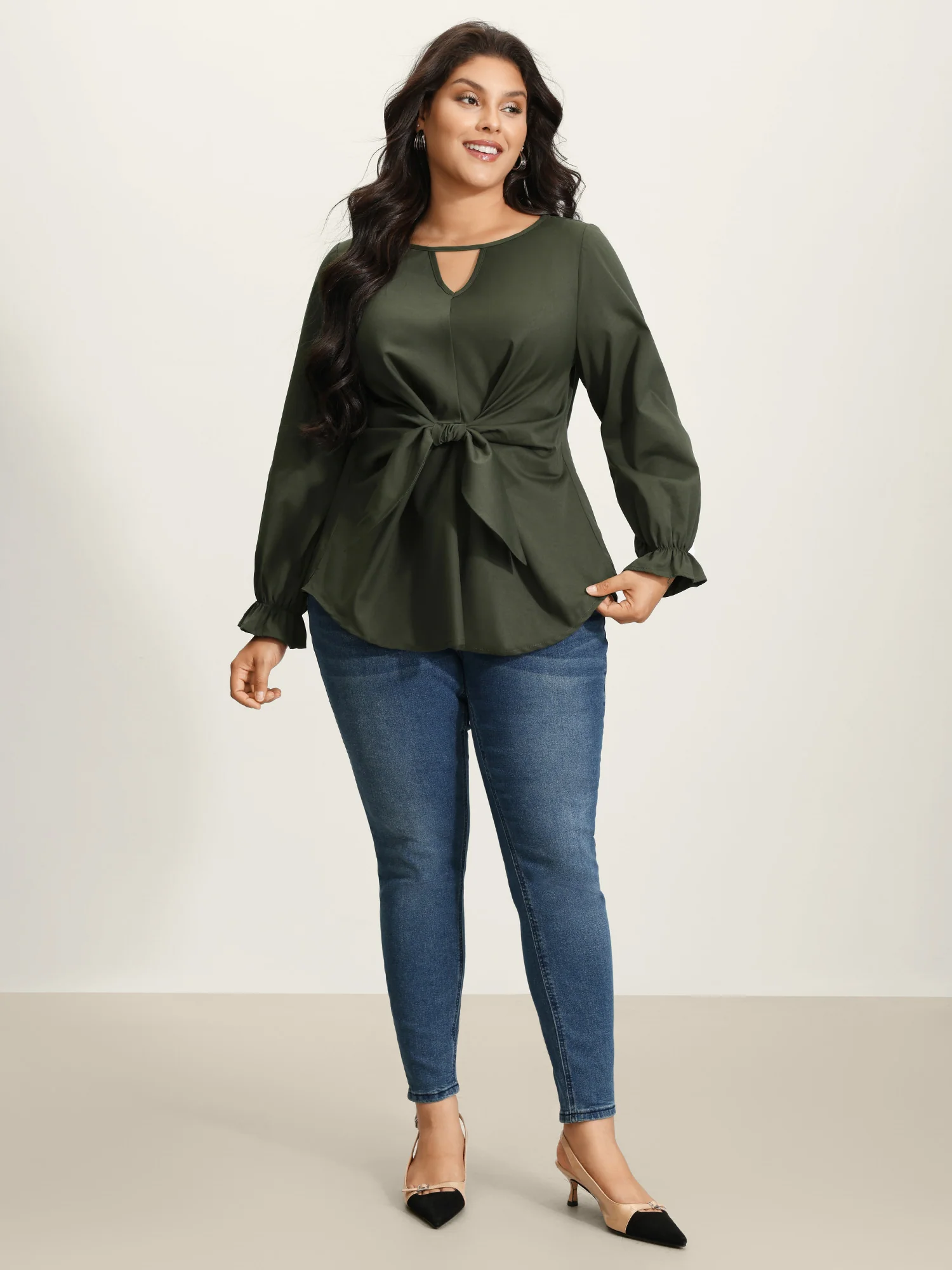 Knotted-Front Stretch Cuff Sleeve Blouse - Image 3