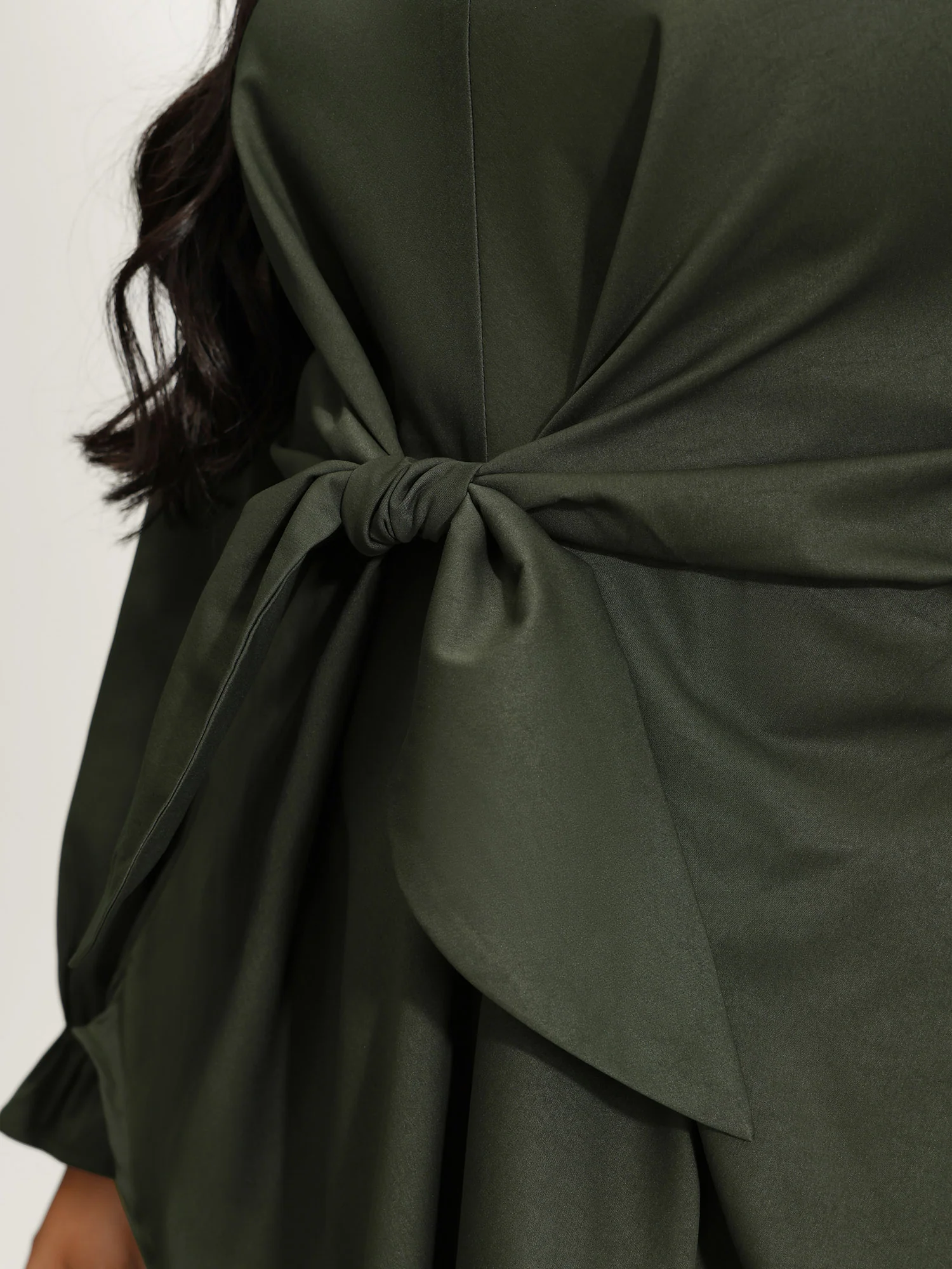 Knotted-Front Stretch Cuff Sleeve Blouse - Image 5