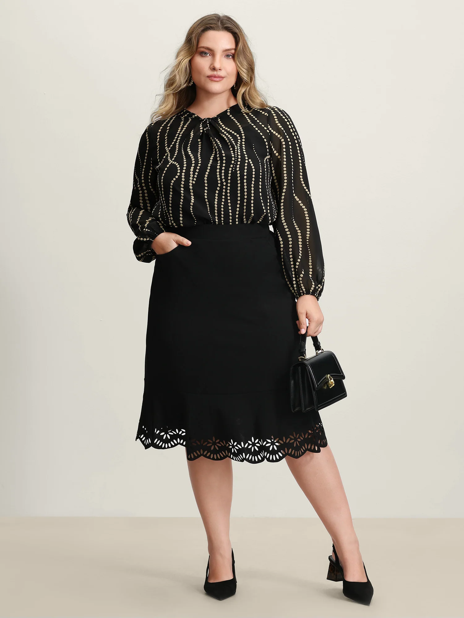 Knotted Neckline Chiffon Print Blouse - Image 3