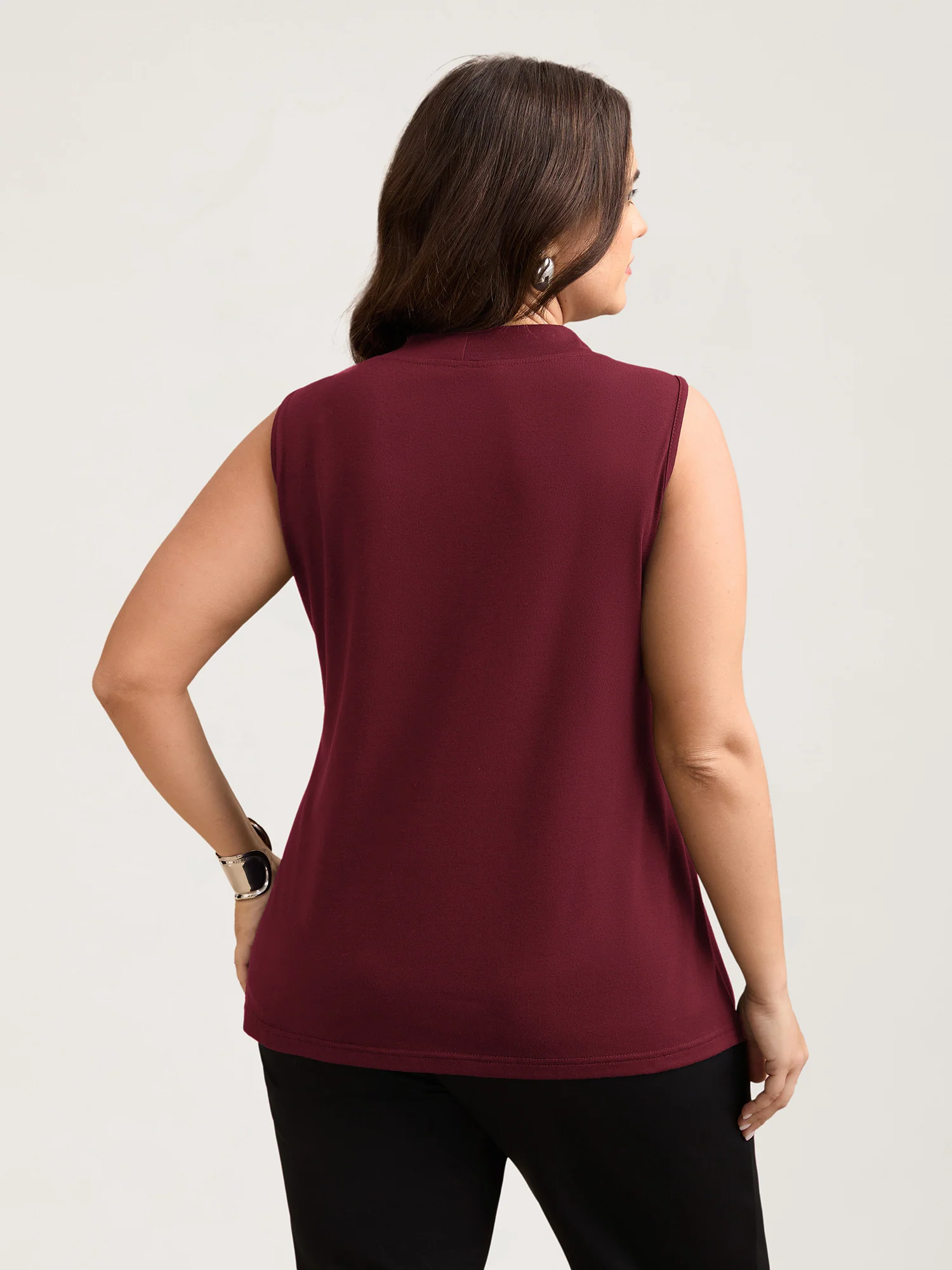 Knotted Neckline Fitted Sleeveless Blouse - Image 27