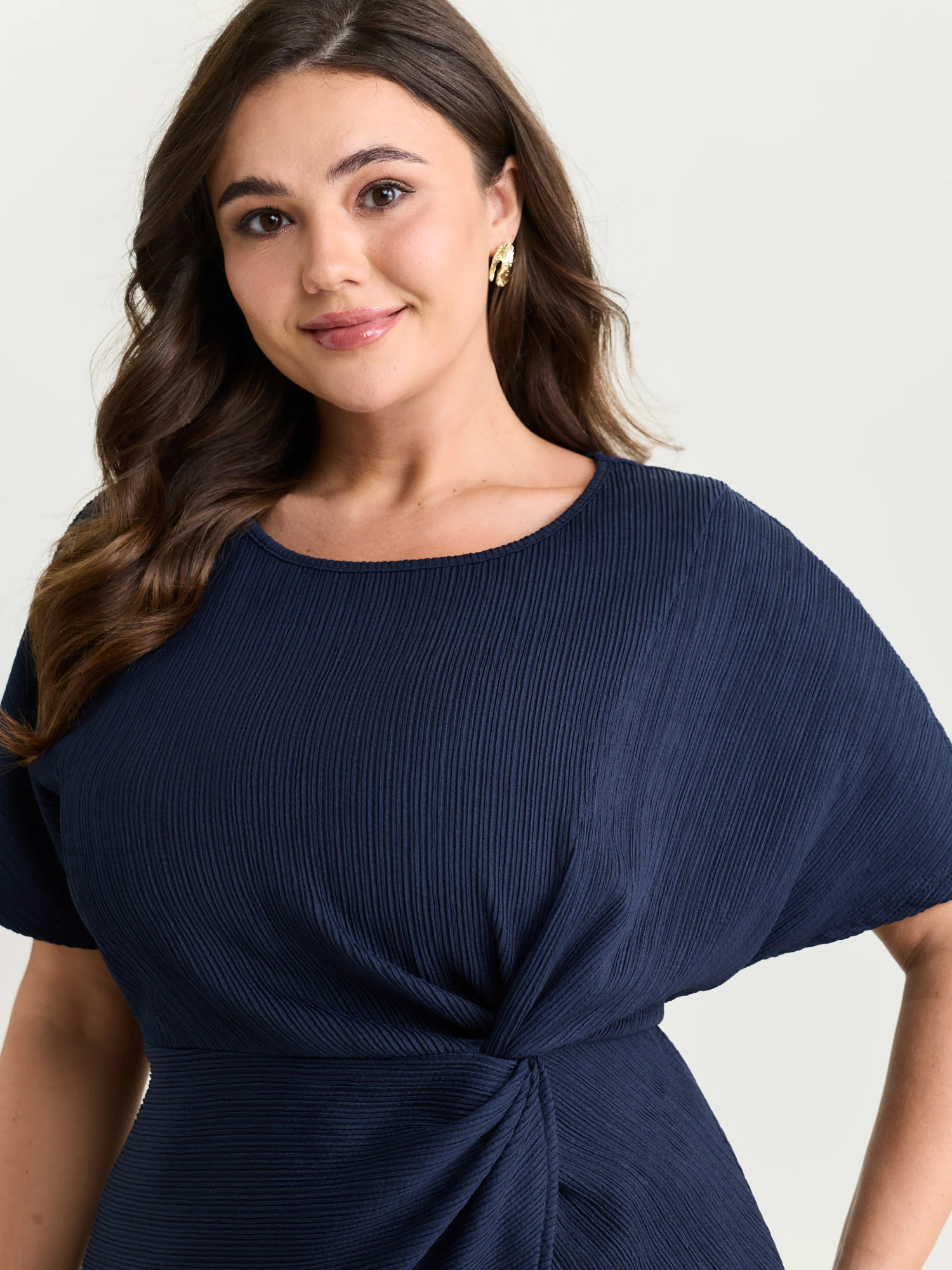 Knotted Side Waist Slit T-Shirt - Image 8