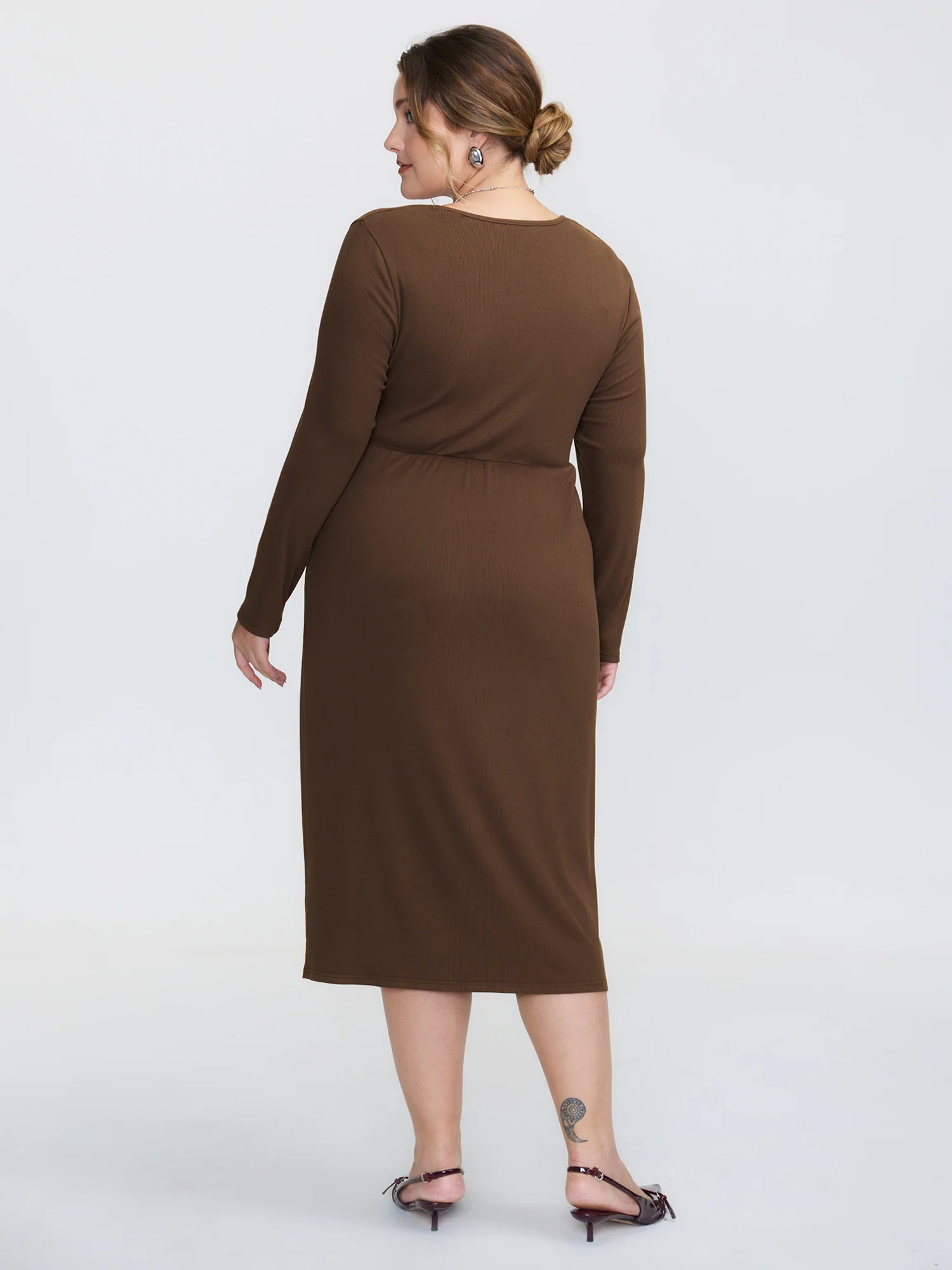 Knotted Waist-Defining V-Neck Midi Dress - Image 5