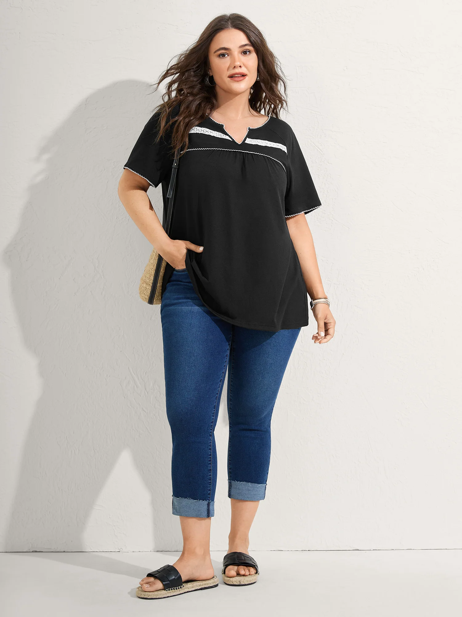 Lace Color Contrast Pleated T-Shirt - Image 2