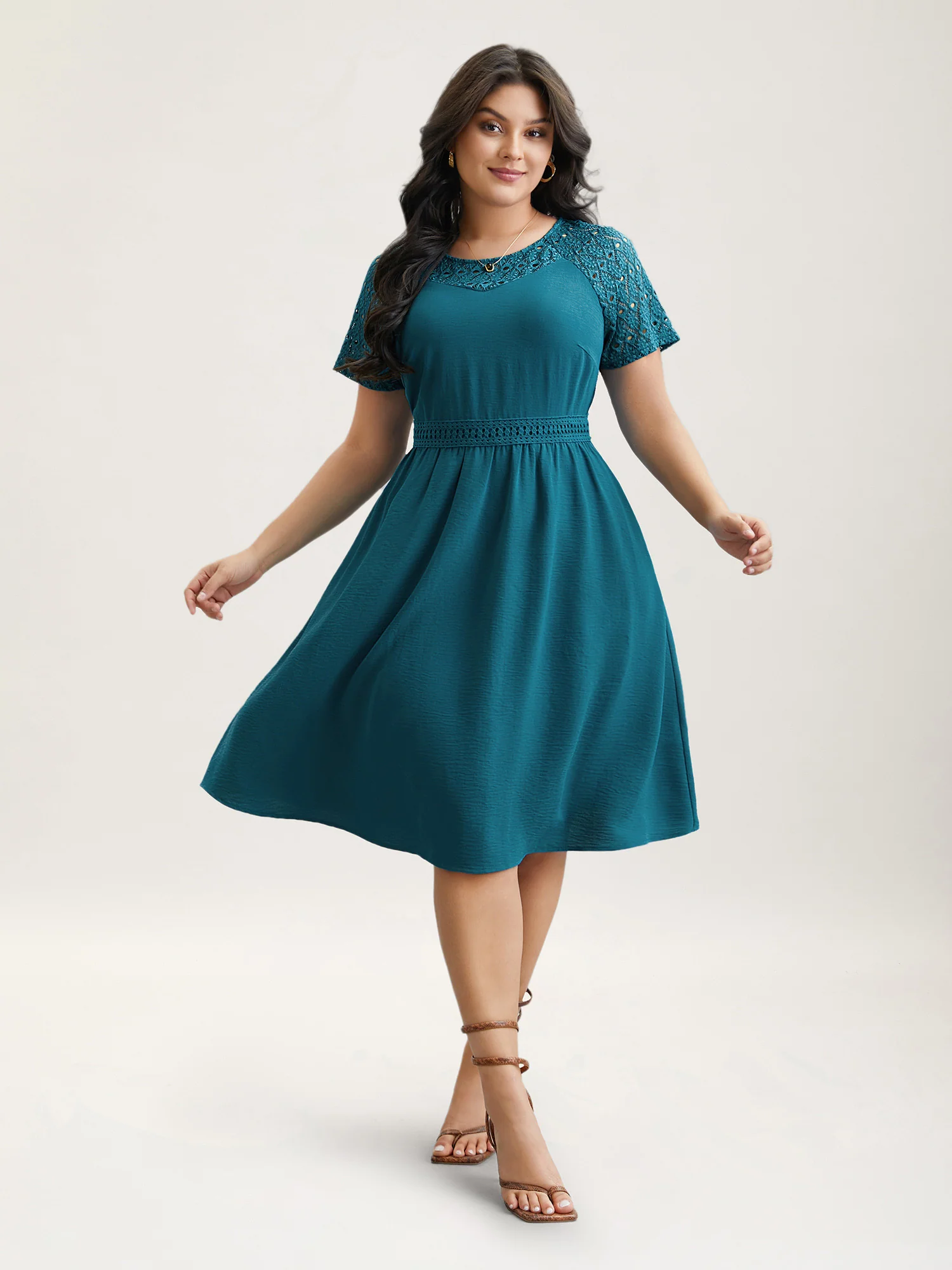 Lace Cut-Out Raglan Sleeve Pockets Mini Dress - Image 3