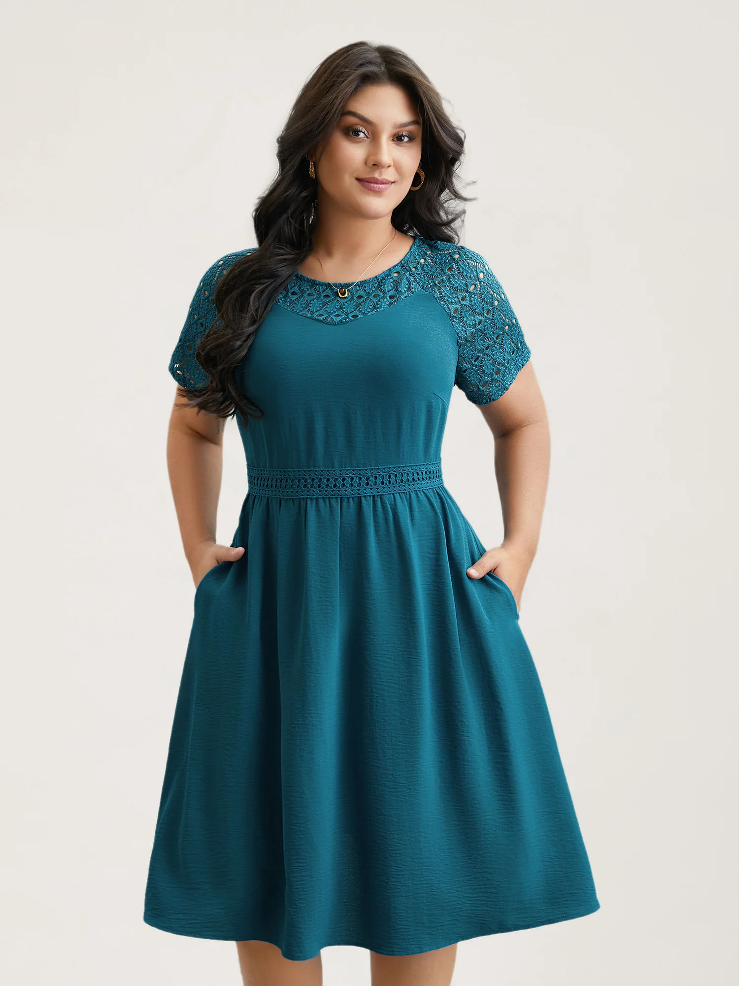 Lace Cut-Out Raglan Sleeve Pockets Mini Dress - Image 4