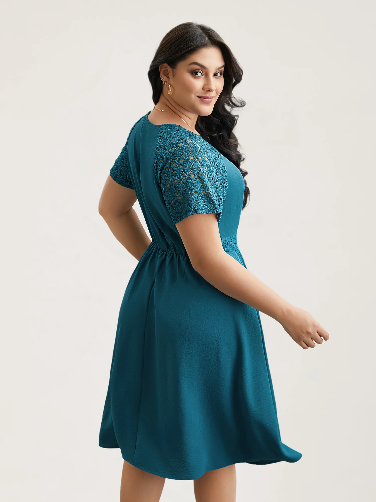 Lace Cut-Out Raglan Sleeve Pockets Mini Dress - Image 5