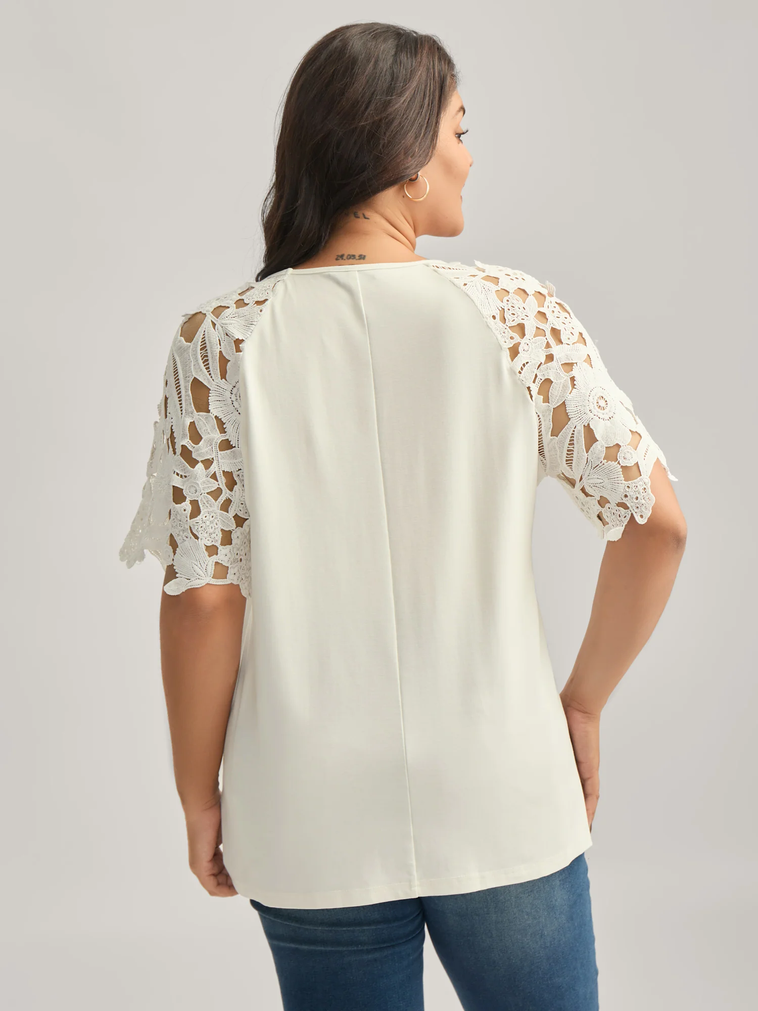 Lace Cut-Out Sleeve Solid T-Shirt - Image 4