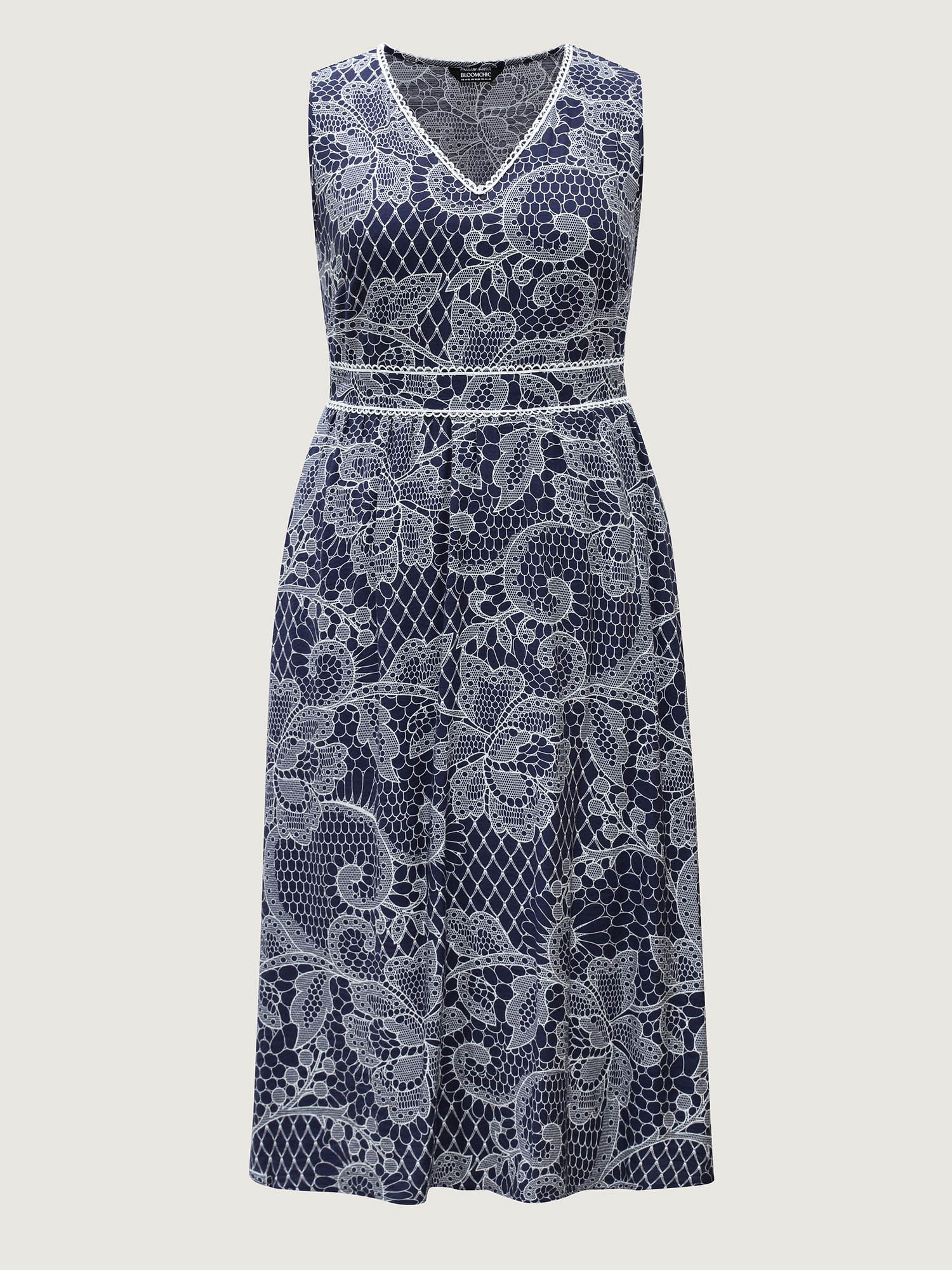 Lace-Like Print Cinched-Waist Midi Dress - Image 7