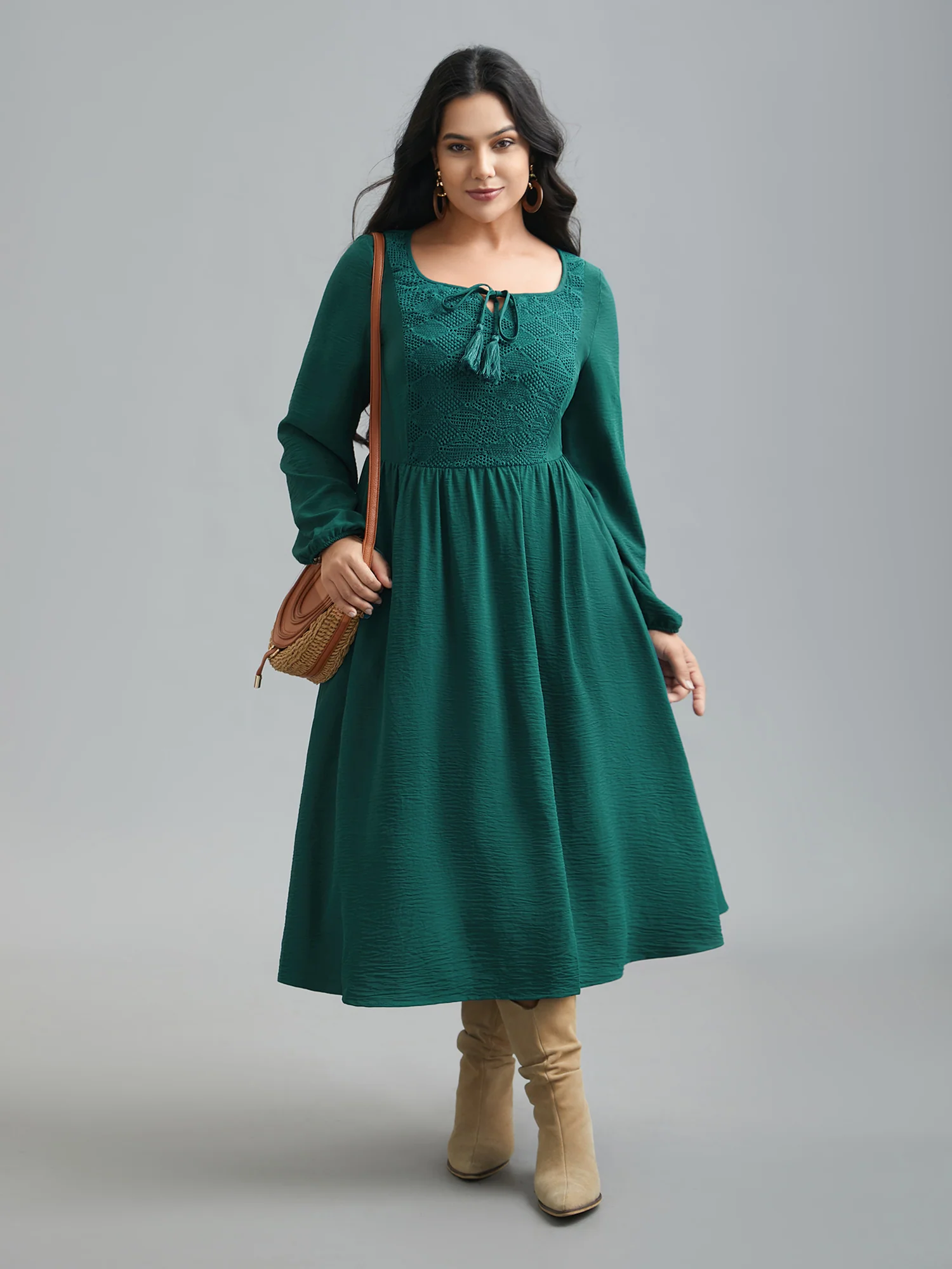 Lace Neck Detail Tassels Midi Dress - Image 4