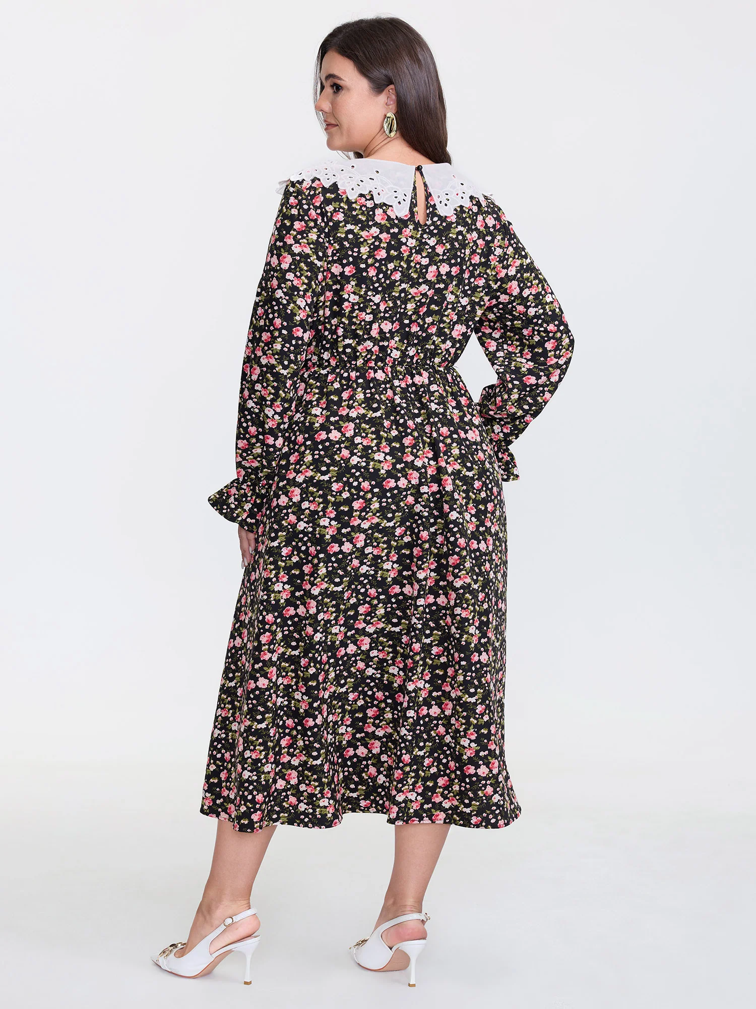 Lace Neckline Stretchy Waist-Defining Midi Dress - Image 4