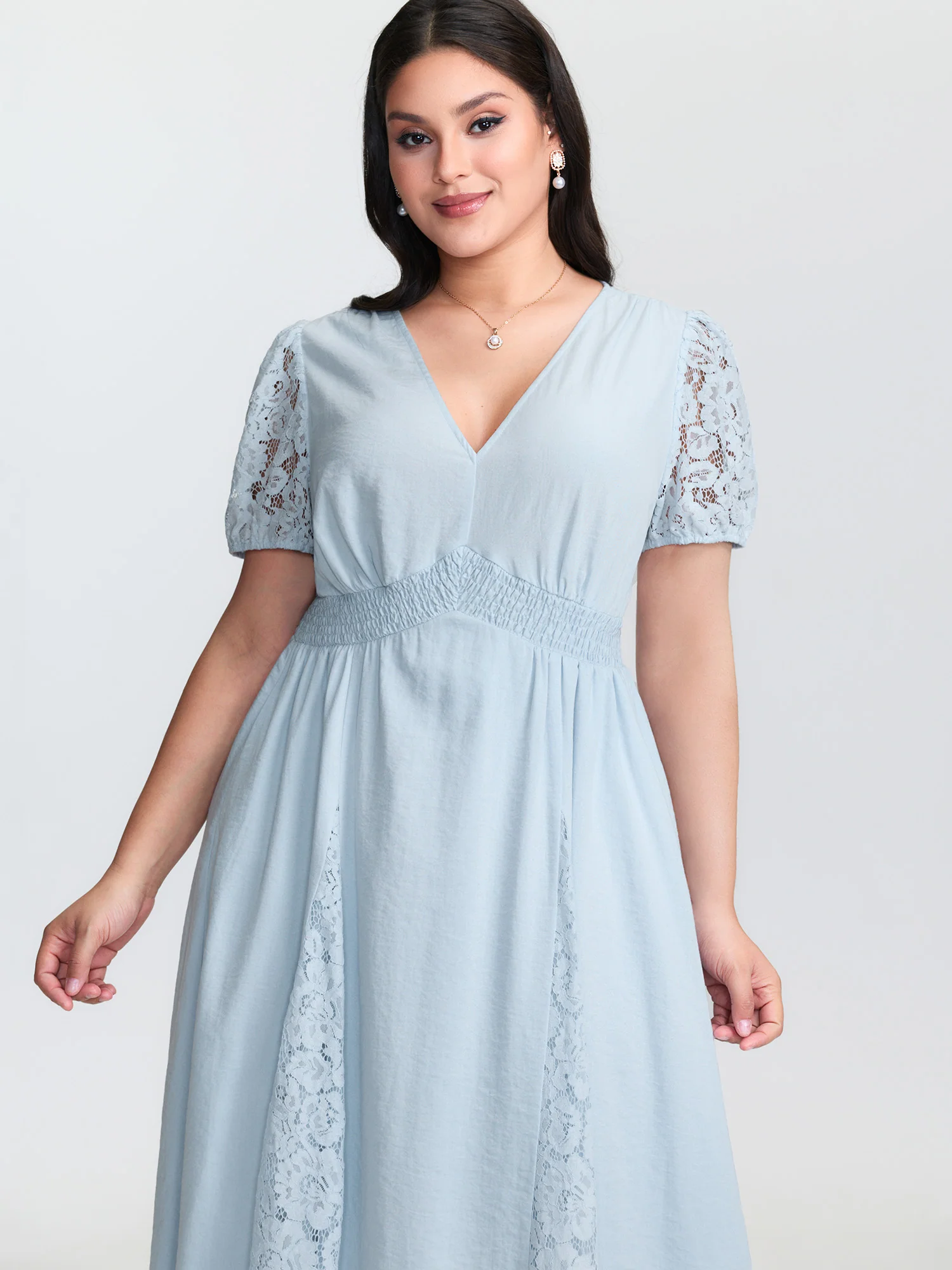 Lace Panels Shirred Waist Midi Dress - Image 2