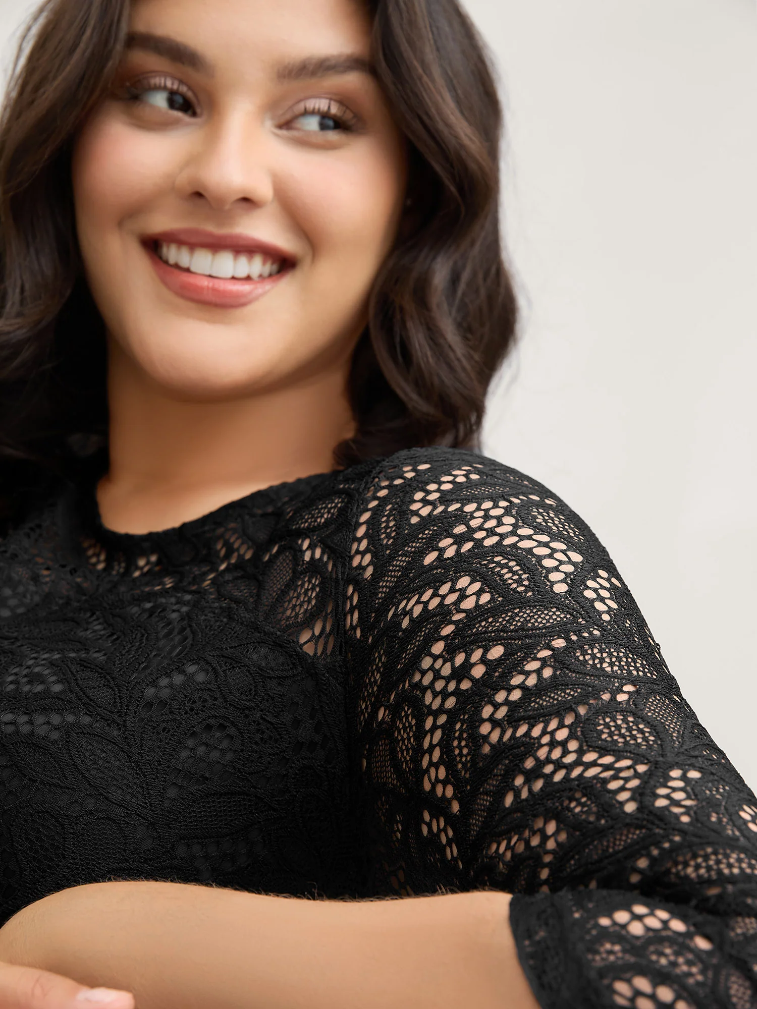 Lace Patchwork Shirred Midi Pocket Dress - Image 3