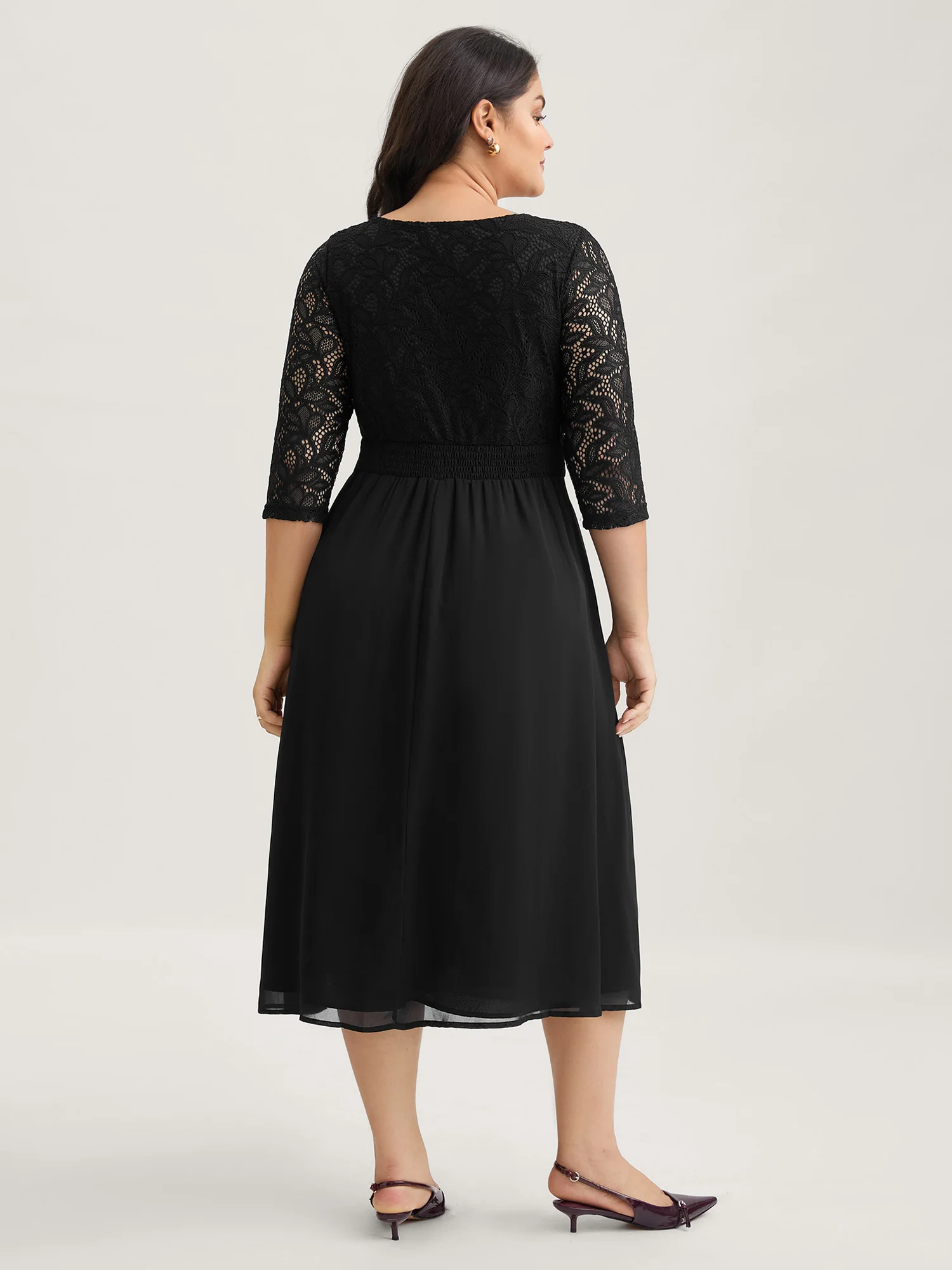 Lace Patchwork Shirred Midi Pocket Dress - Image 5